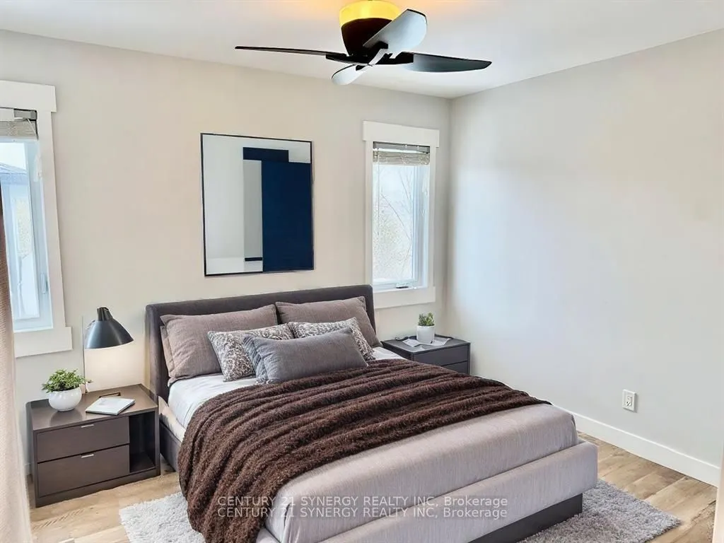 100 Laurier Street, #2