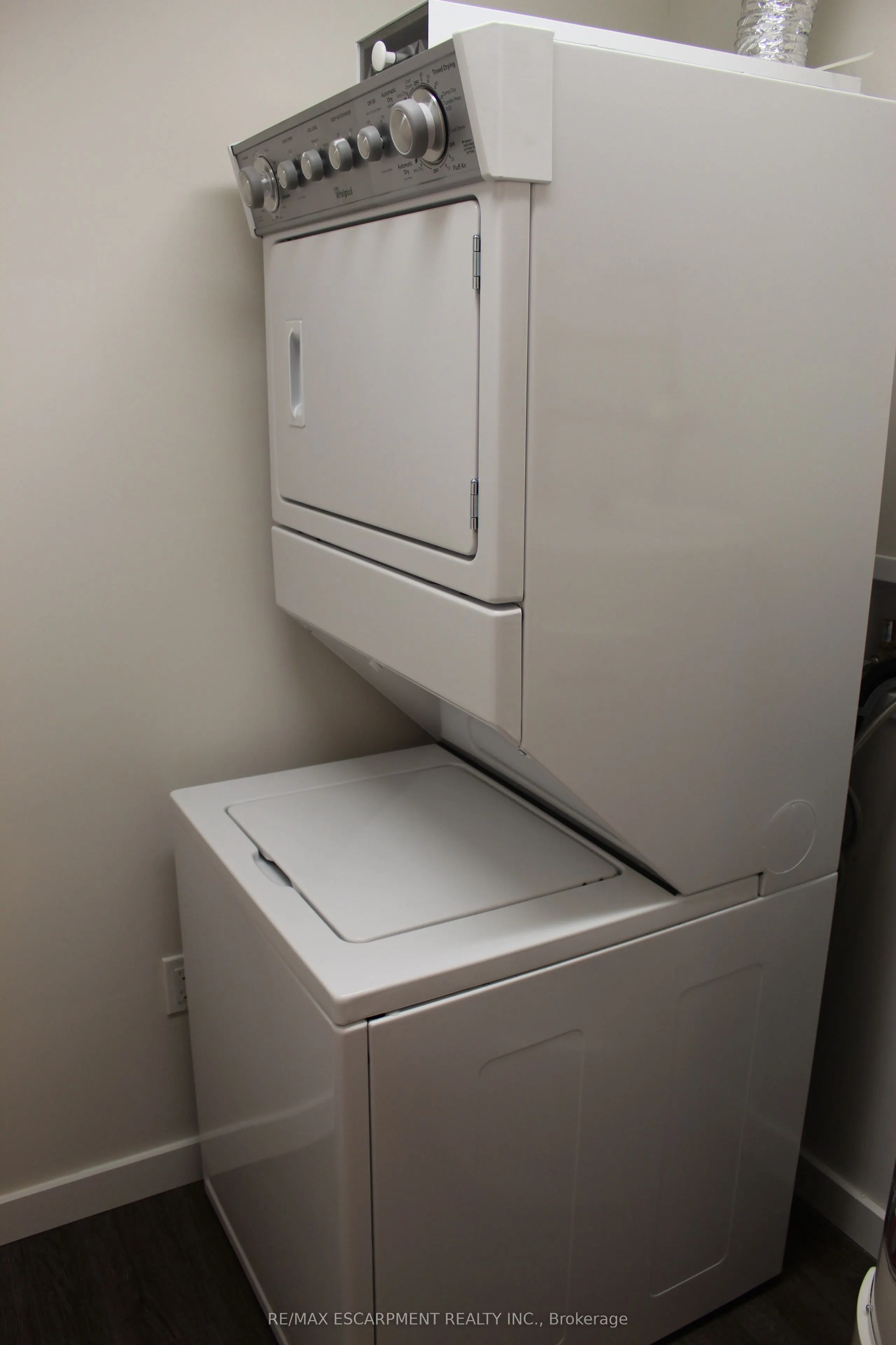 25 Kay Crescent, #111