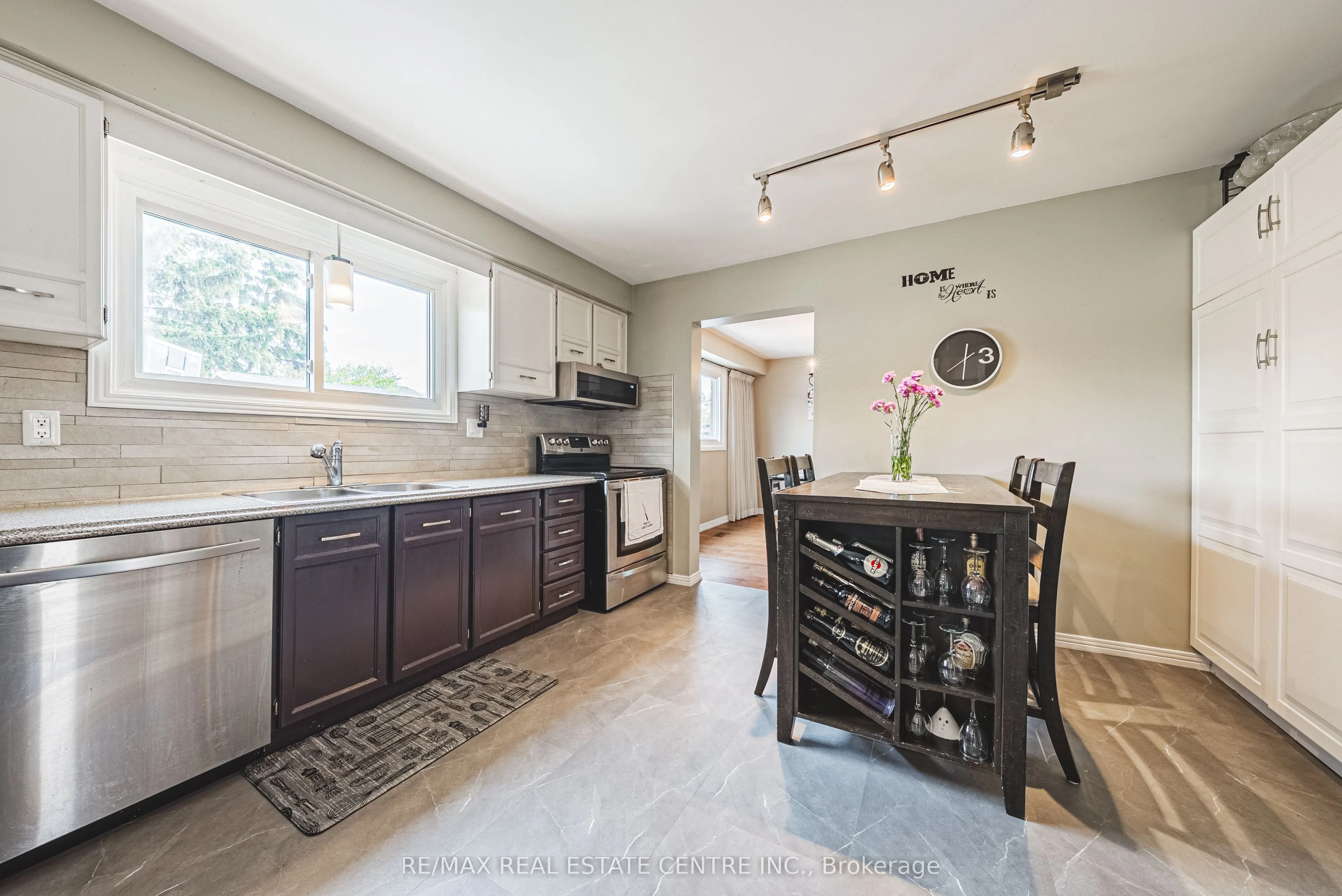 5 Bing Crescent