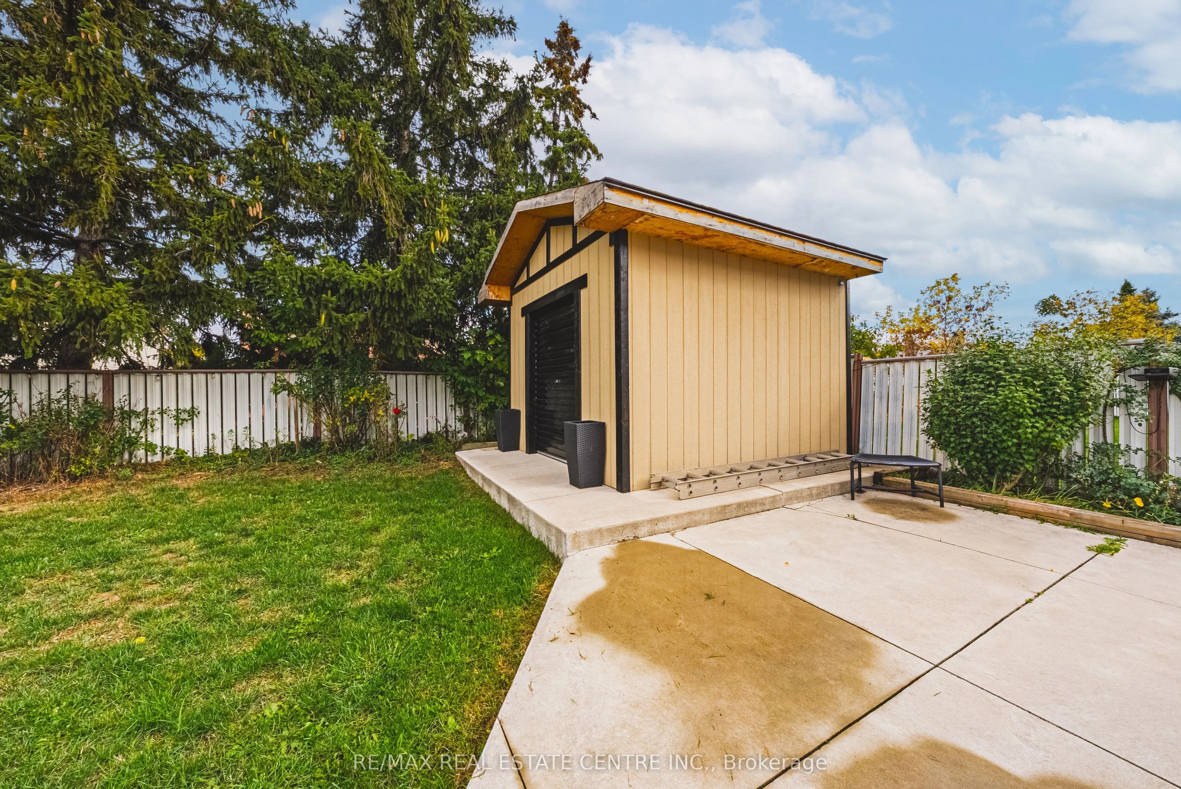 5 Bing Crescent