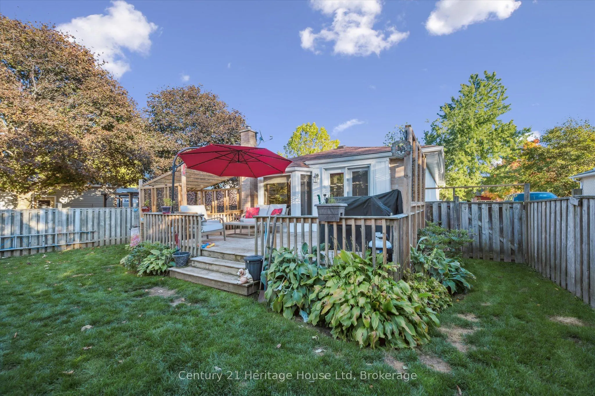 345 Stornoway Drive