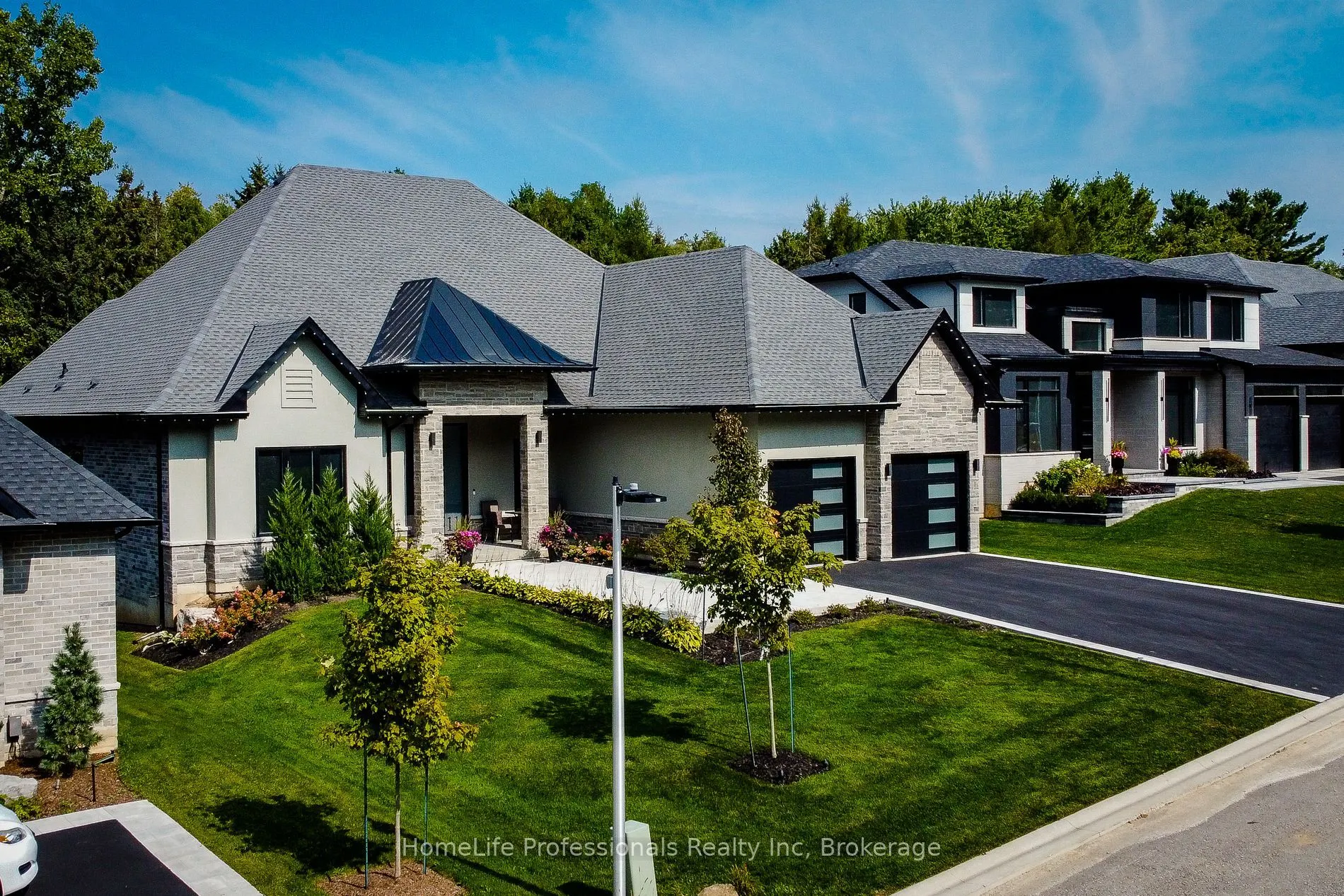 11 Black Willow Court