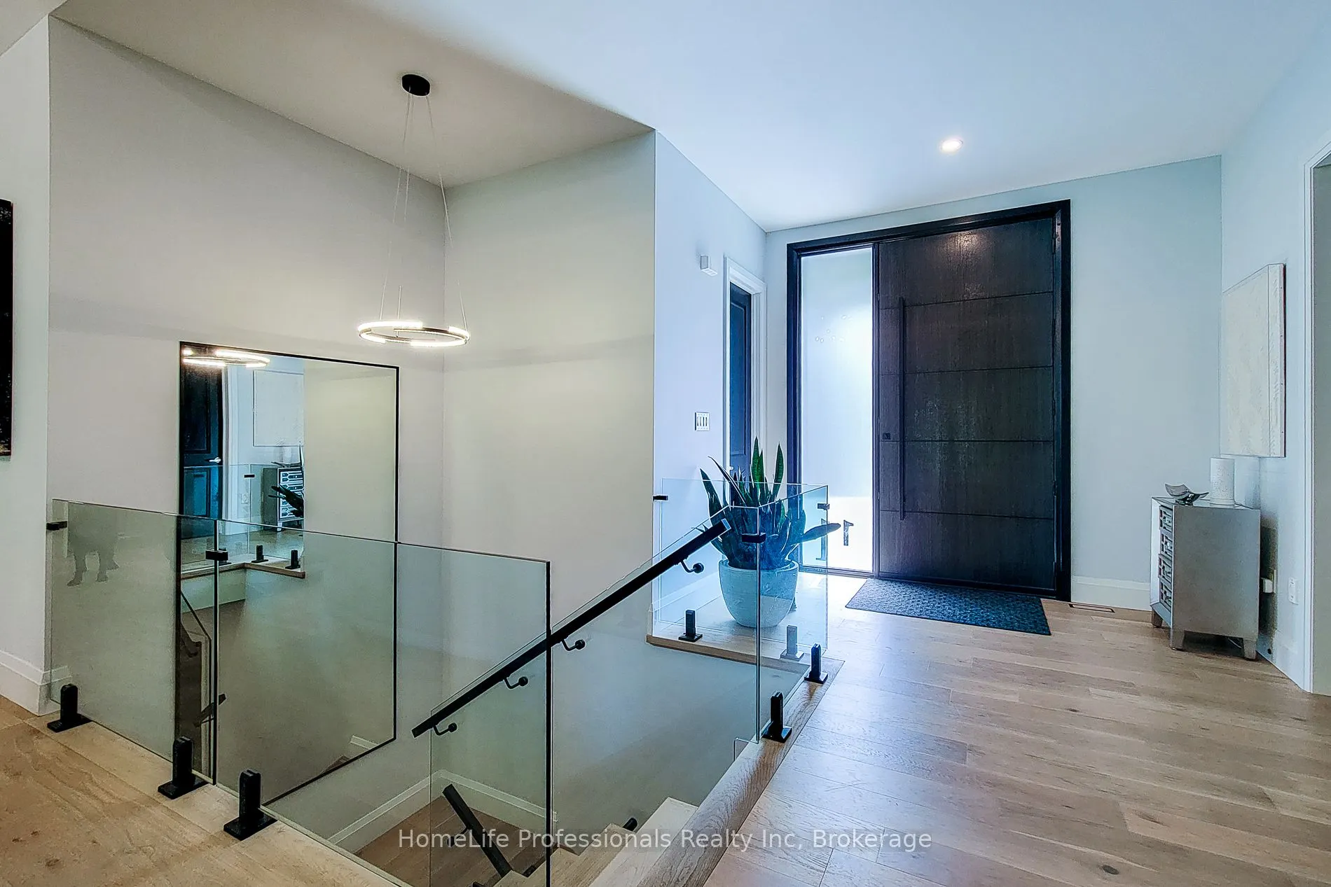 11 Black Willow Court