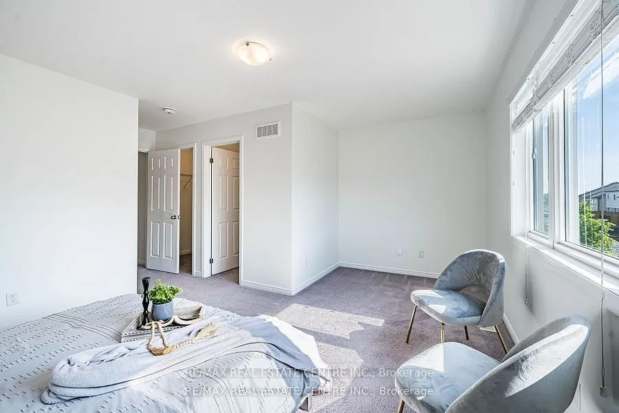 135 Hardcastle Drive, #99