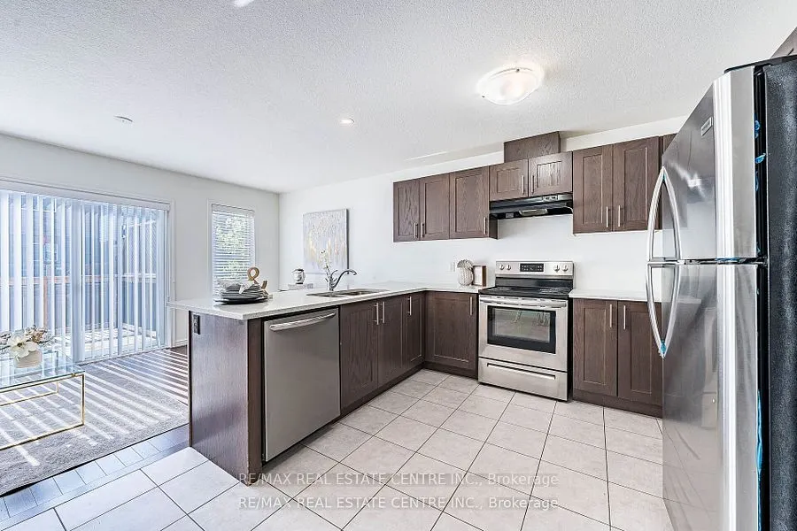 135 Hardcastle Drive, #99