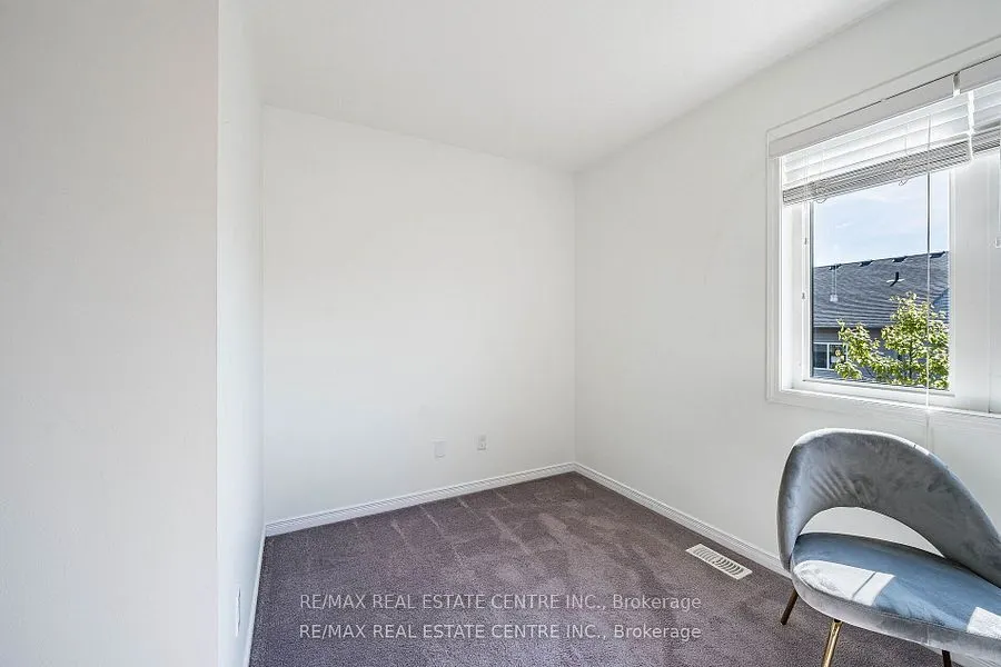 135 Hardcastle Drive, #99