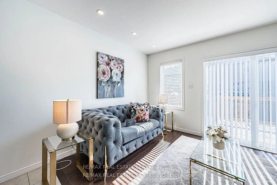 135 Hardcastle Drive, #99