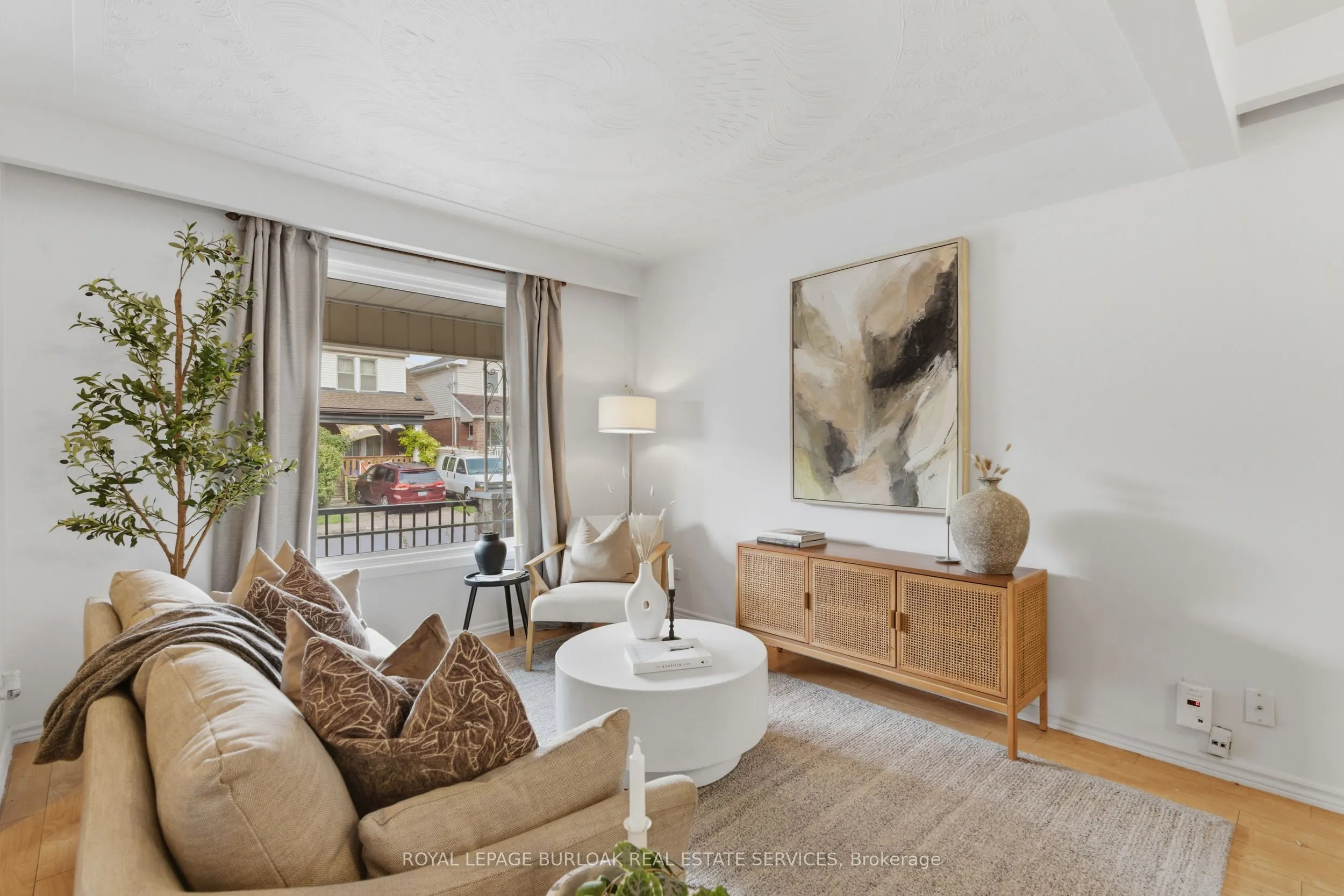 70 Rosemont Avenue