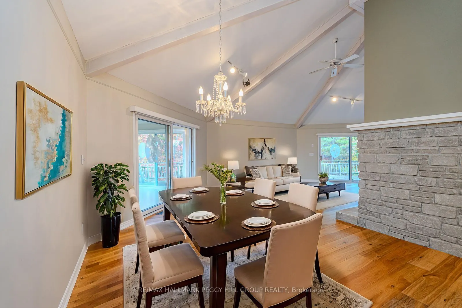 1564 Honey Harbour Road