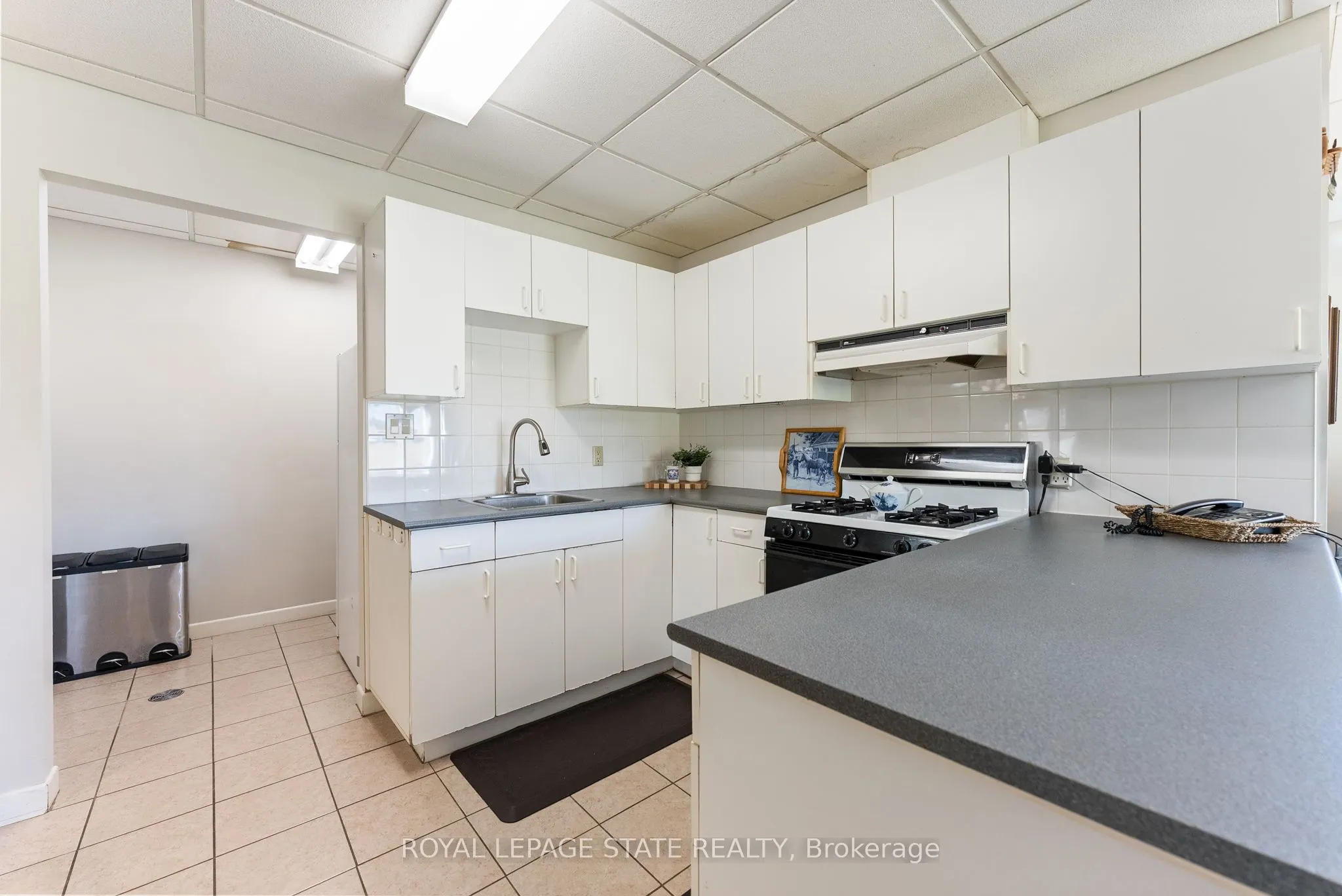 2329 Powerline Road W