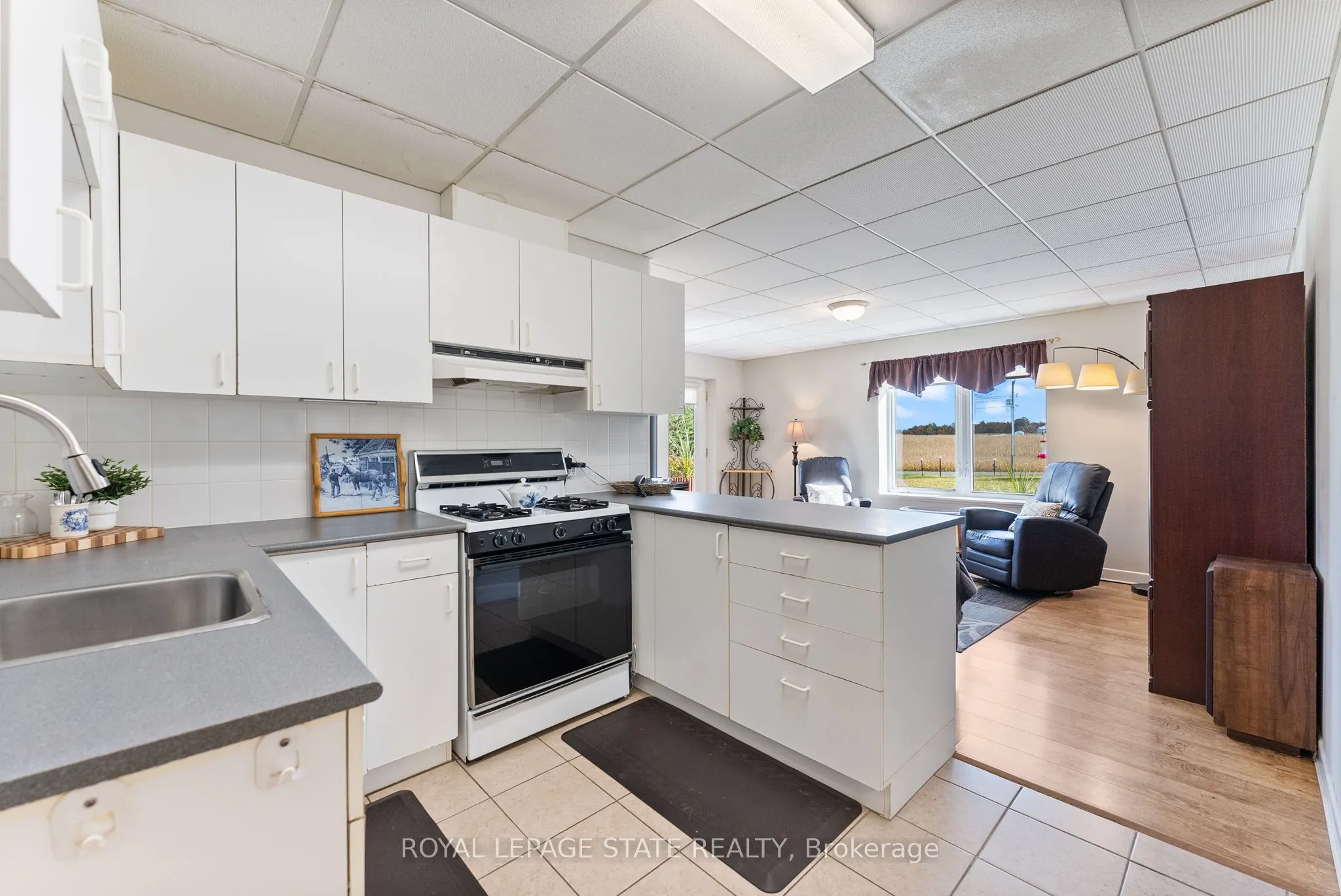 2329 Powerline Road W