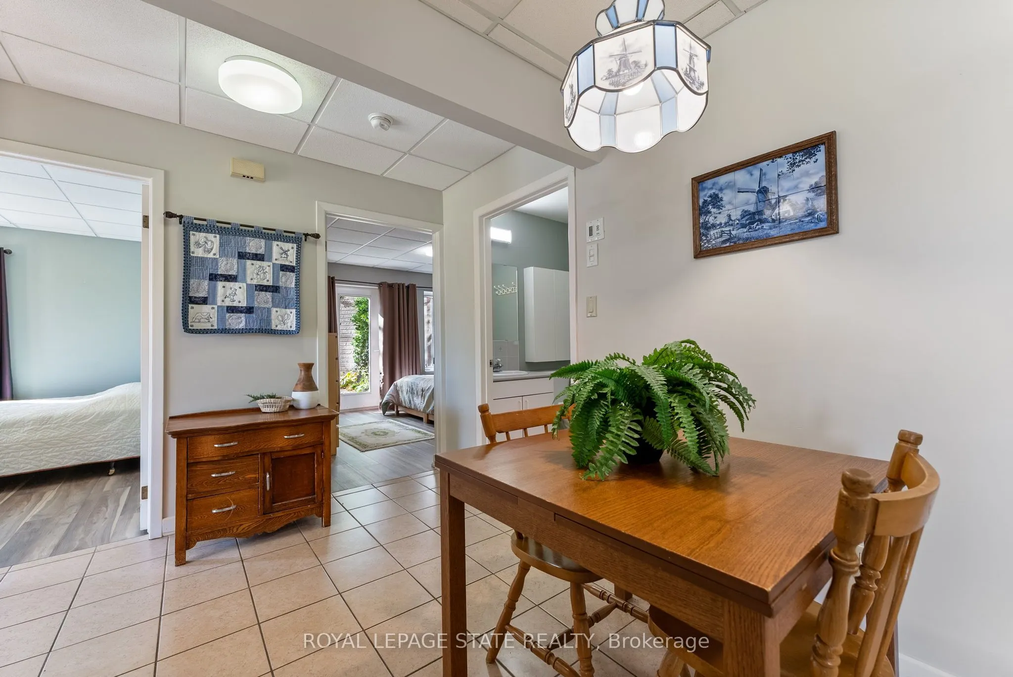 2329 Powerline Road W