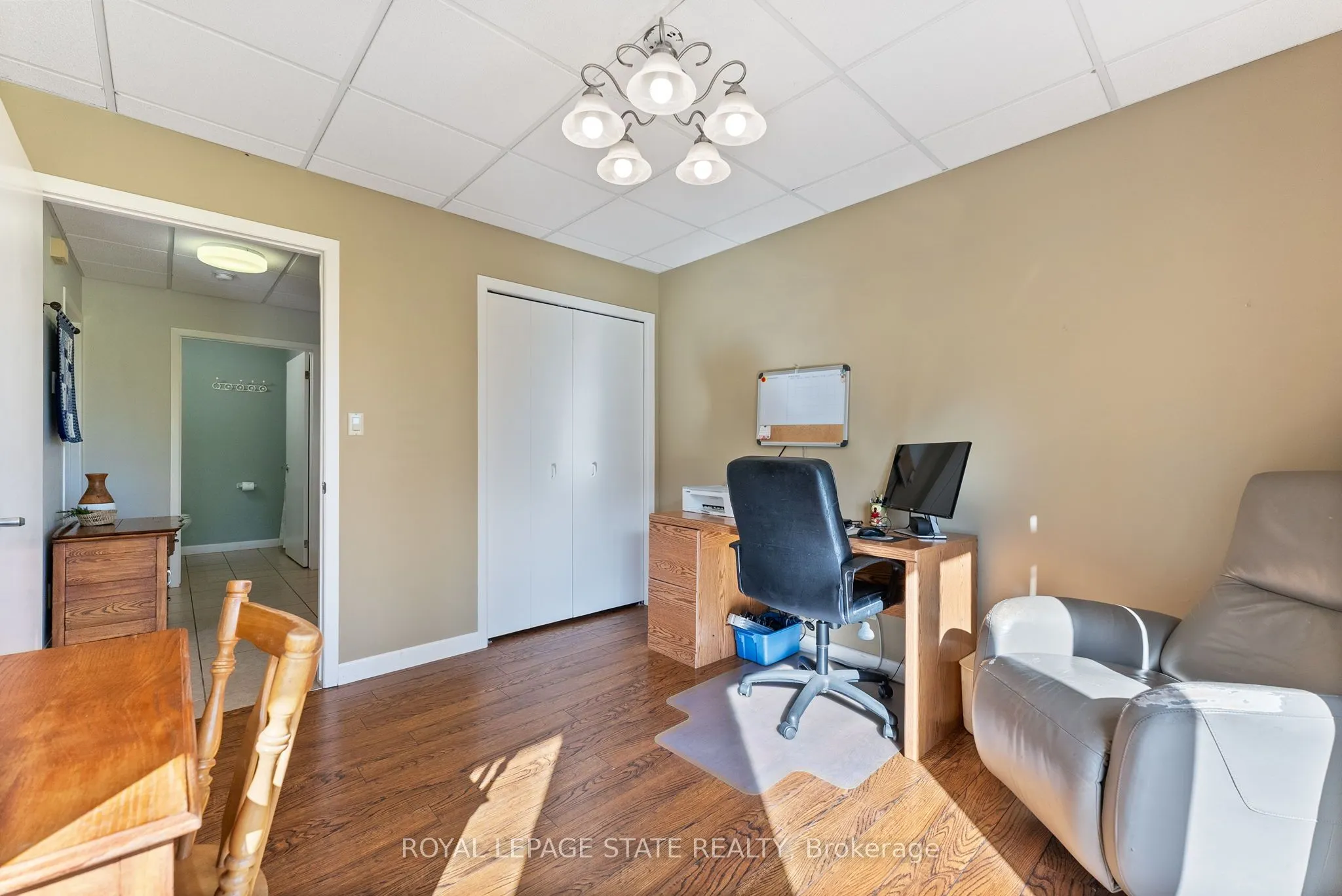 2329 Powerline Road W