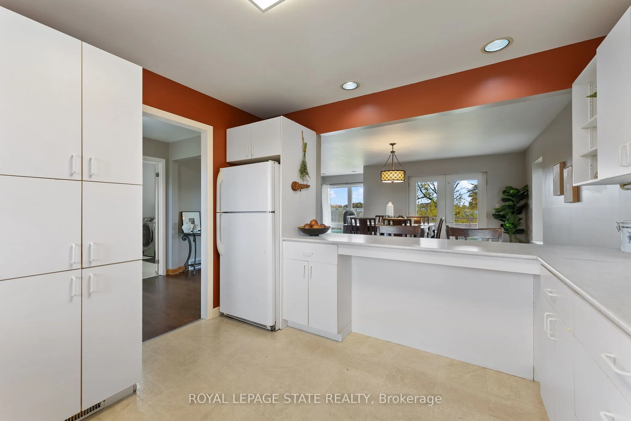 2329 Powerline Road W