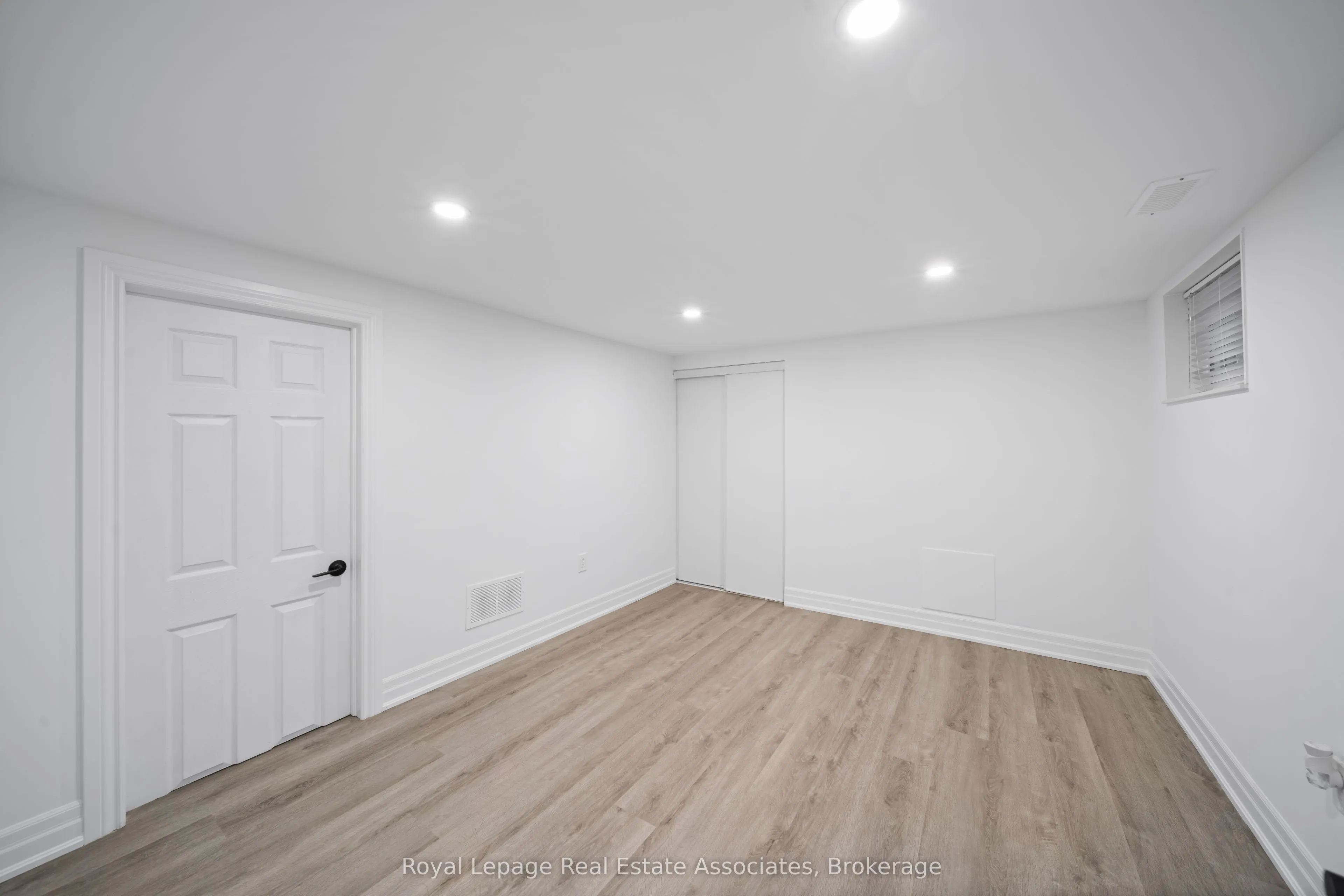 135 Tragina Avenue N