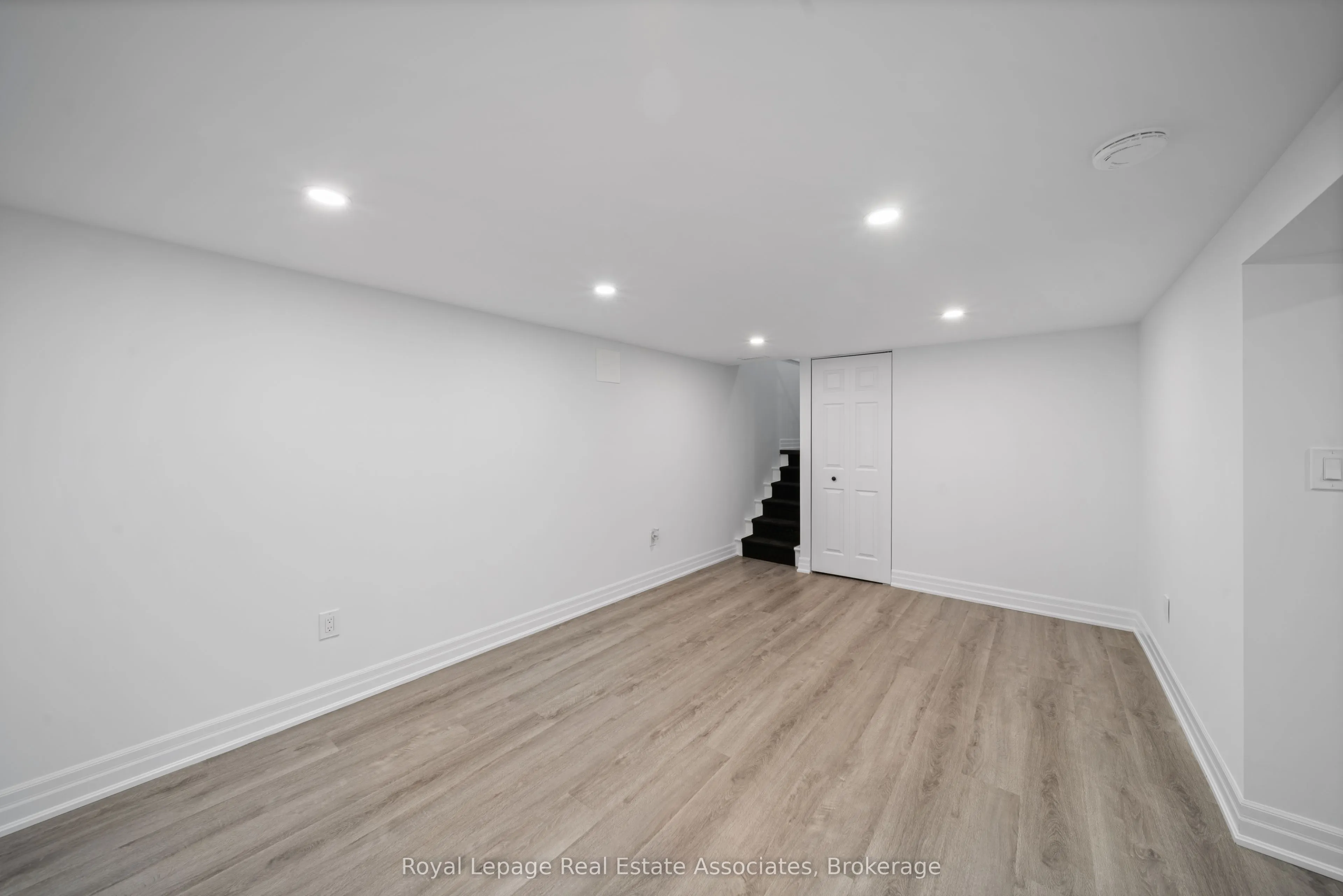 135 Tragina Avenue N