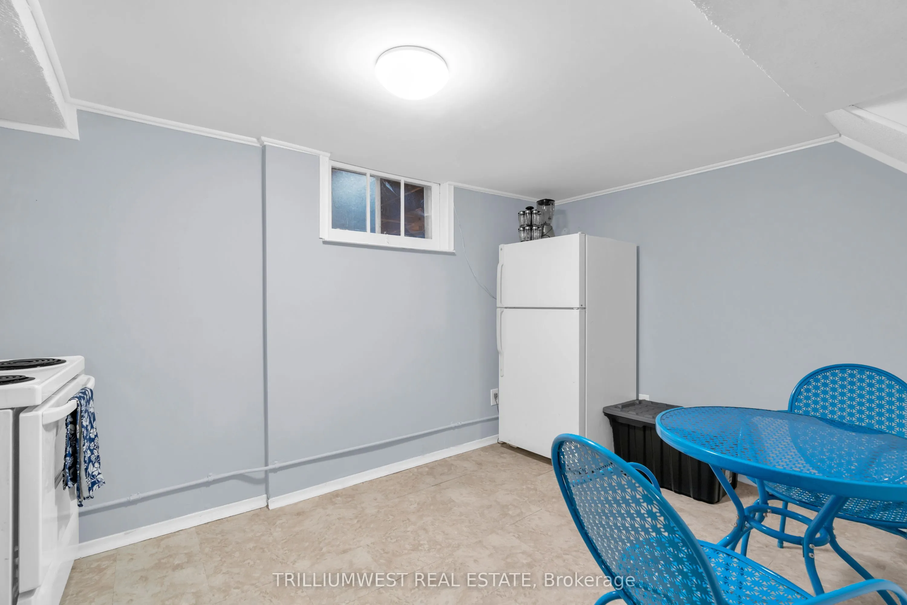 301 Franklin Street N, #C