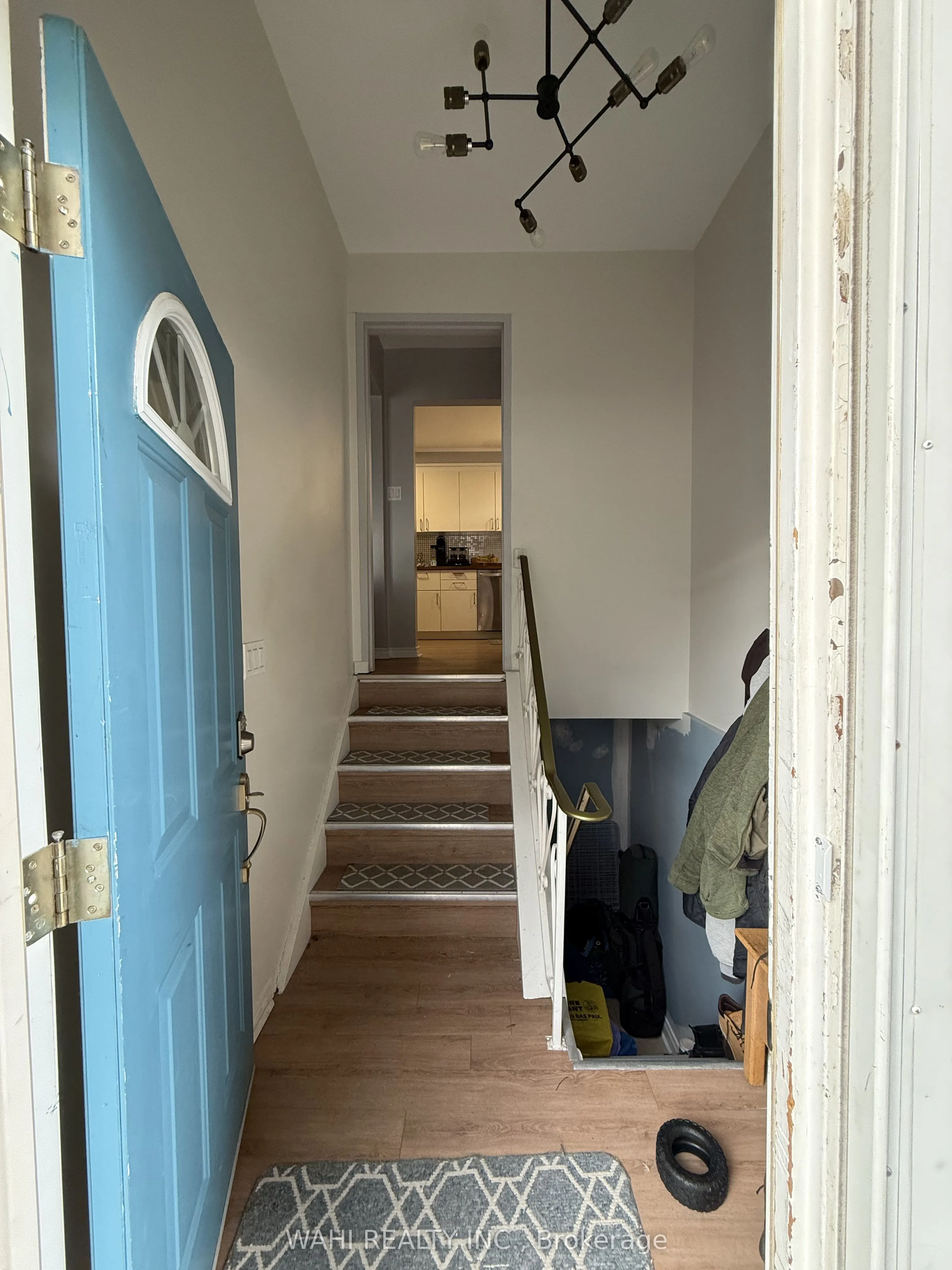 255 CARSON Drive W, #UNIT 1