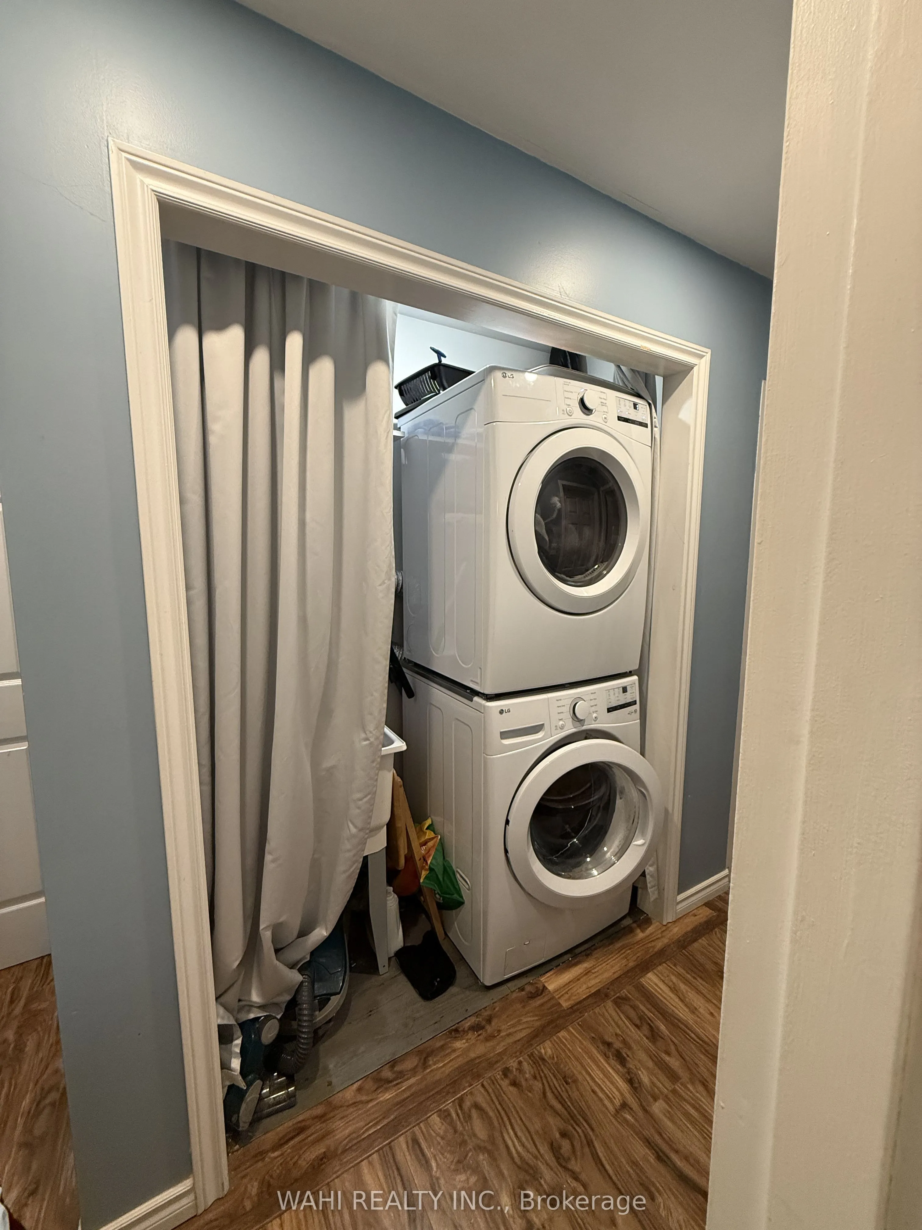 255 CARSON Drive W, #UNIT 1