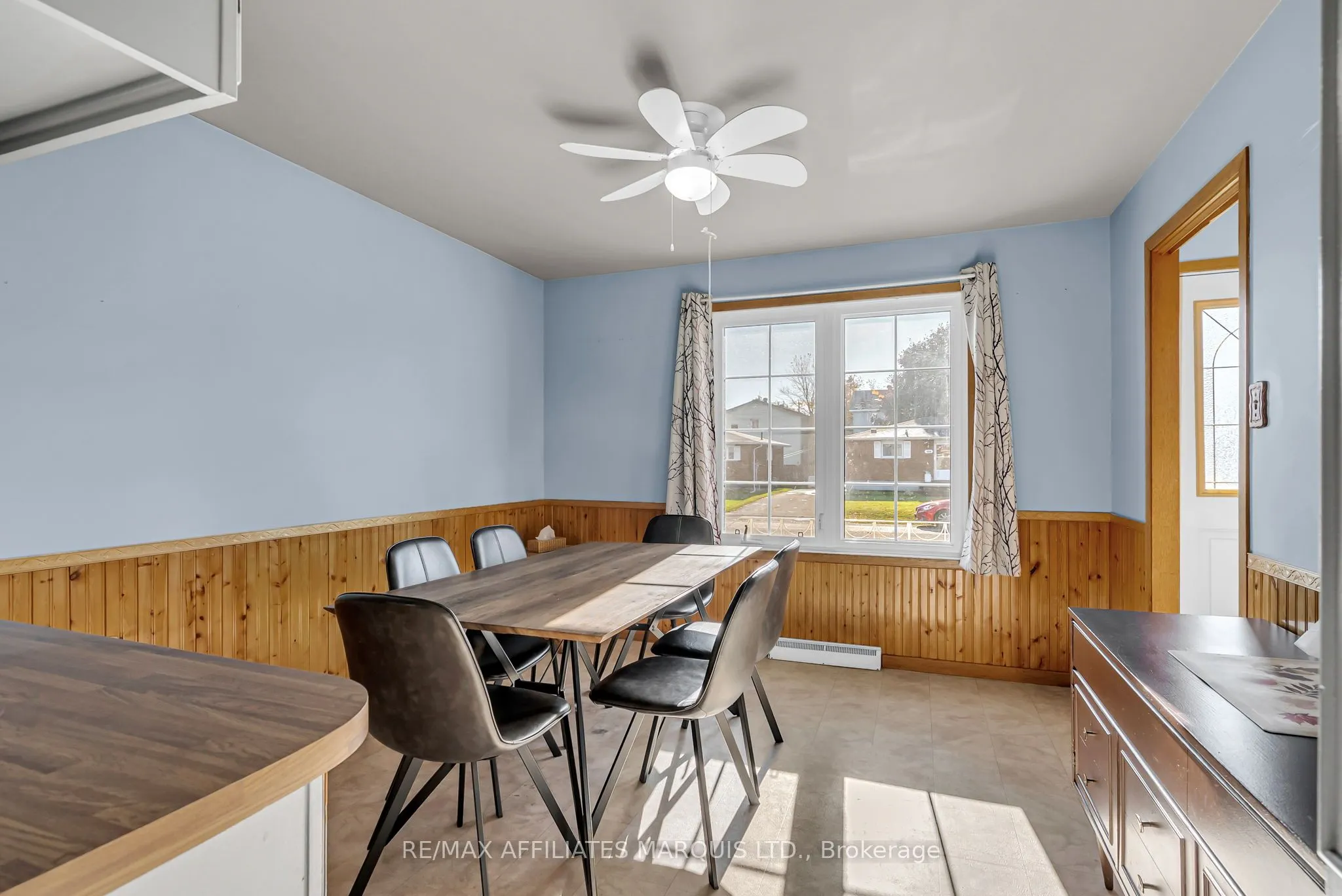 113 Vimy Avenue