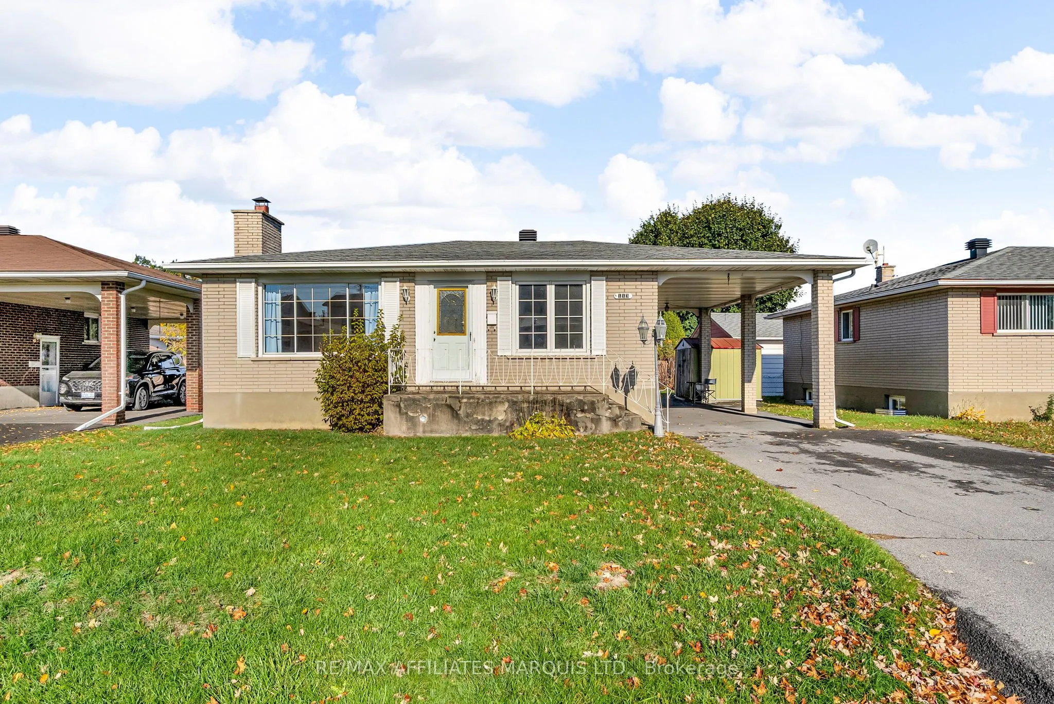 113 Vimy Avenue