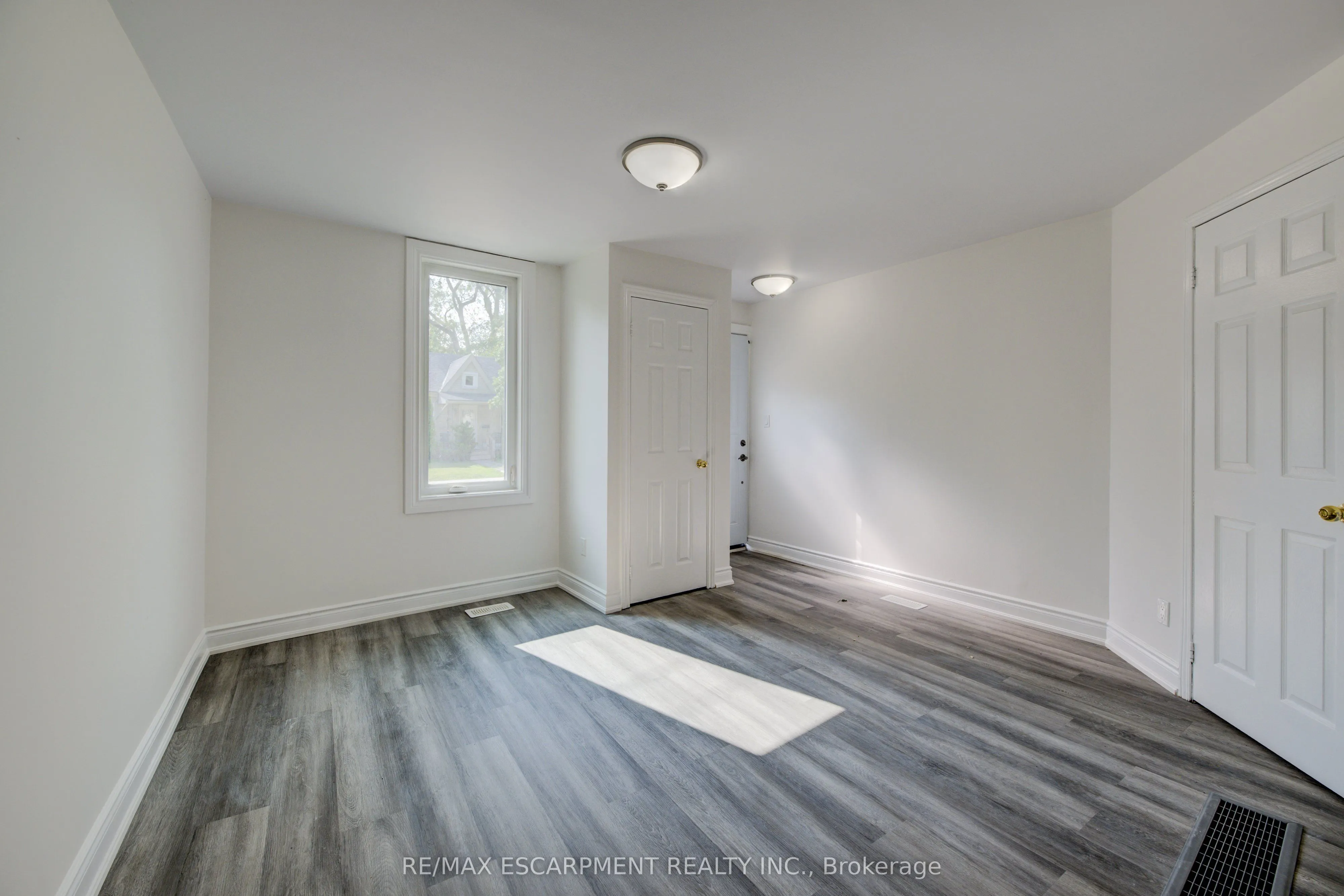 57 1/2 Breadalbane Street
