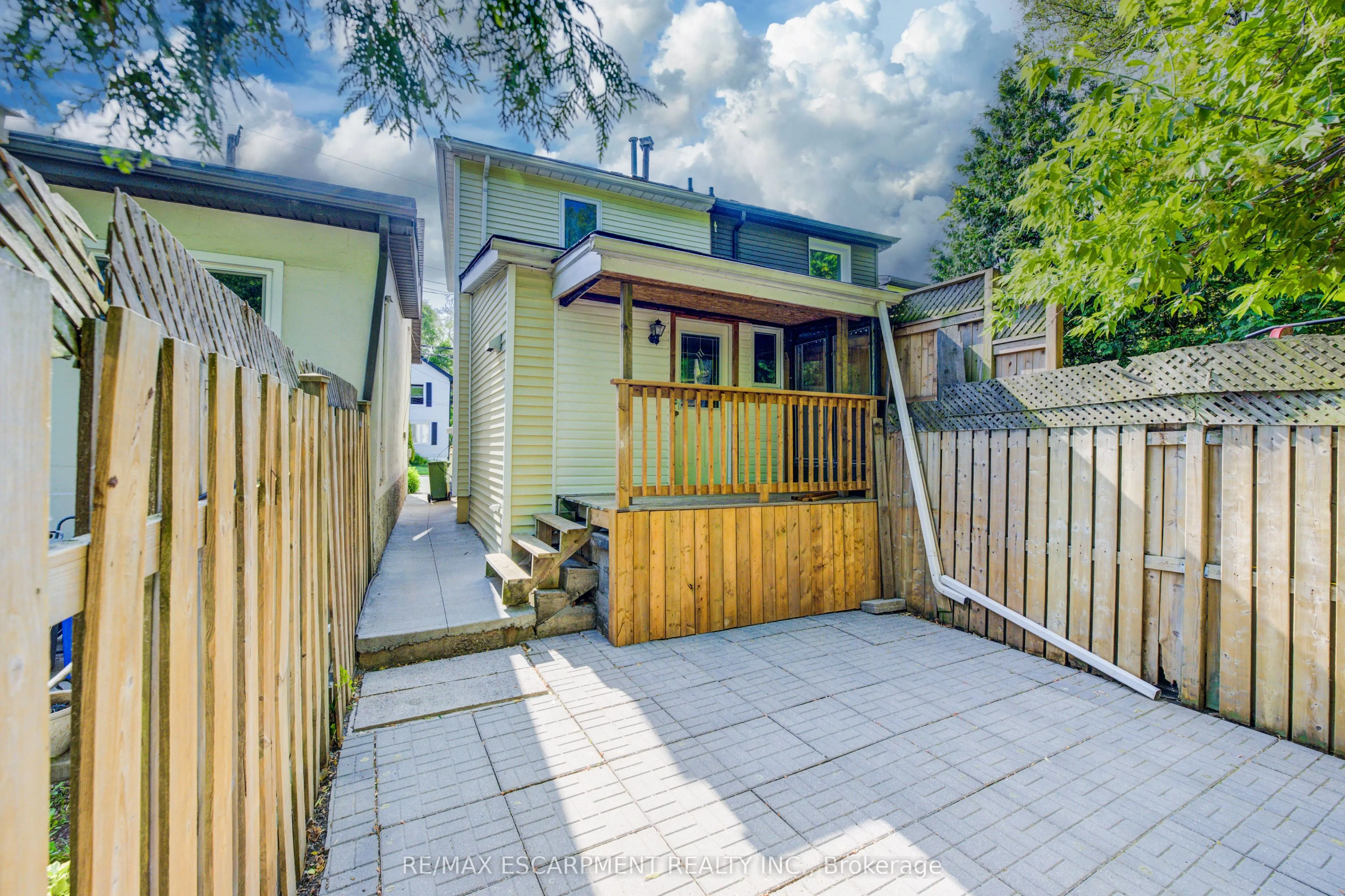 57 1/2 Breadalbane Street
