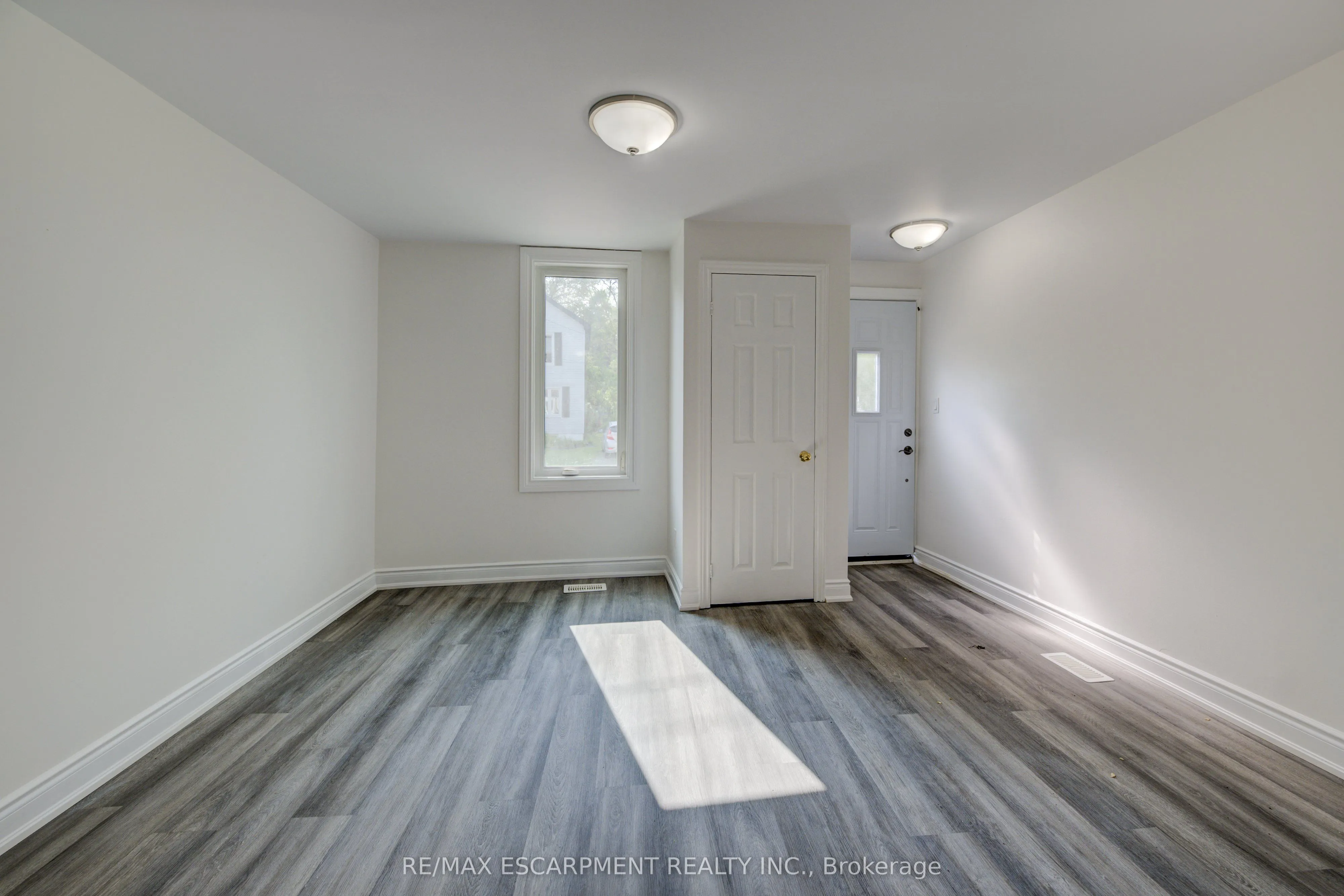 57 1/2 Breadalbane Street