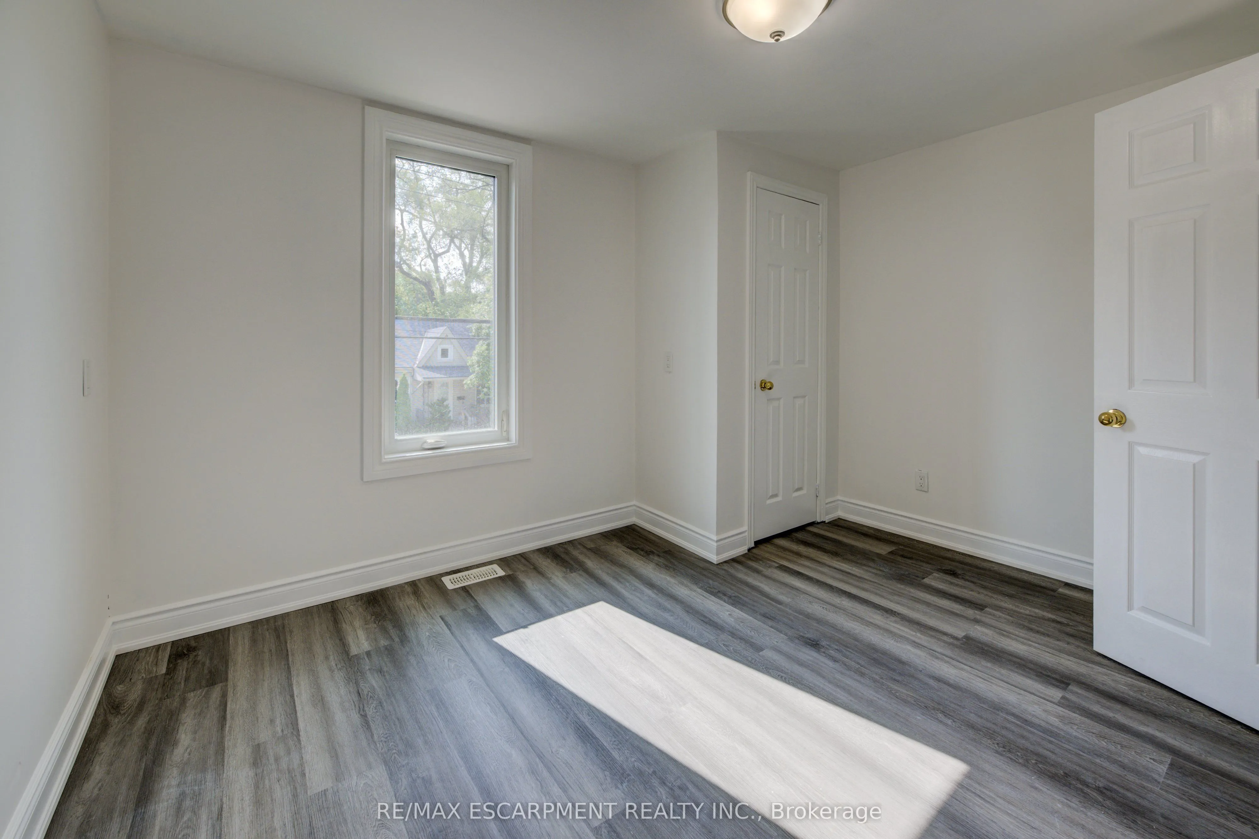 57 1/2 Breadalbane Street