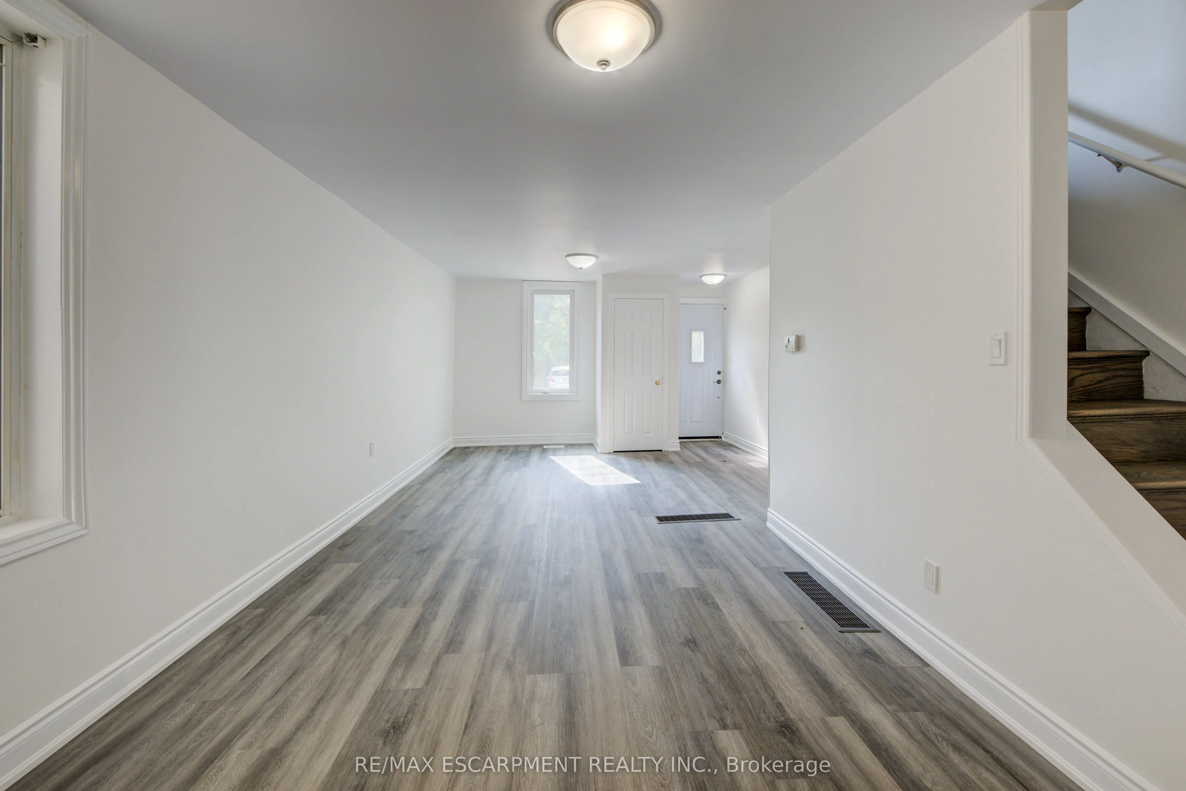 57 1/2 Breadalbane Street