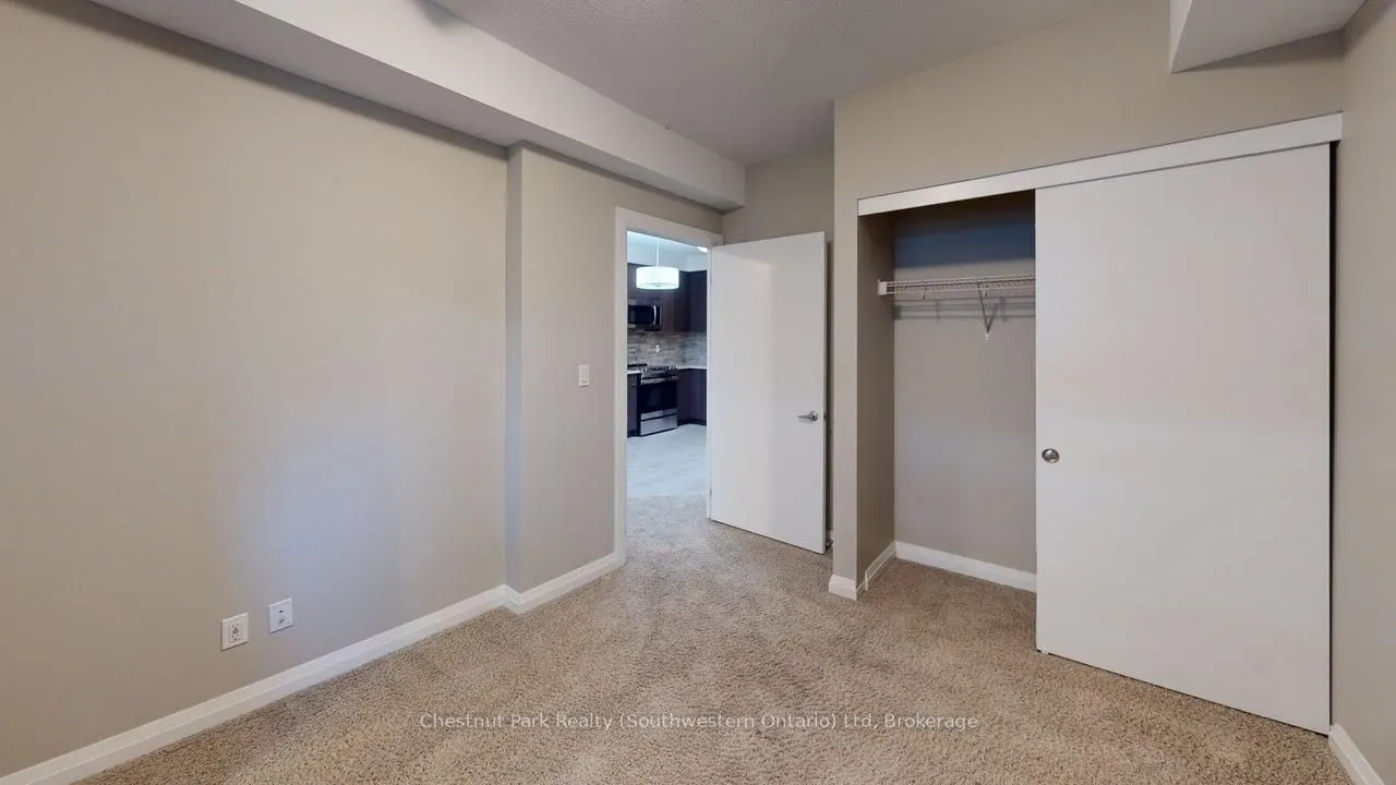 63 Arthur Street S, #209