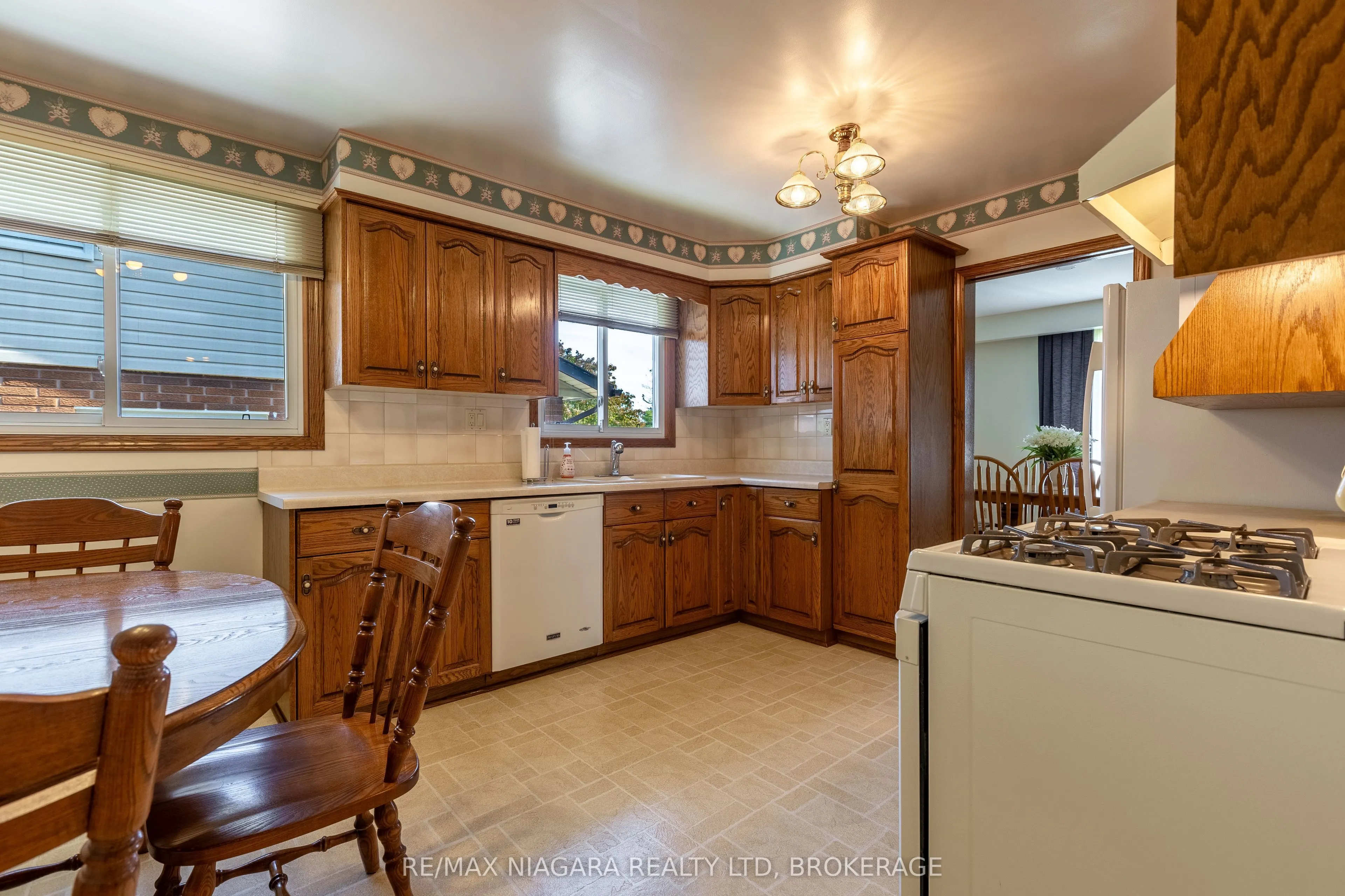 82 Westwood Crescent