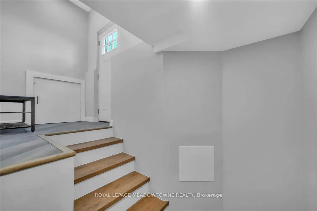 80 Mcanulty Boulevard