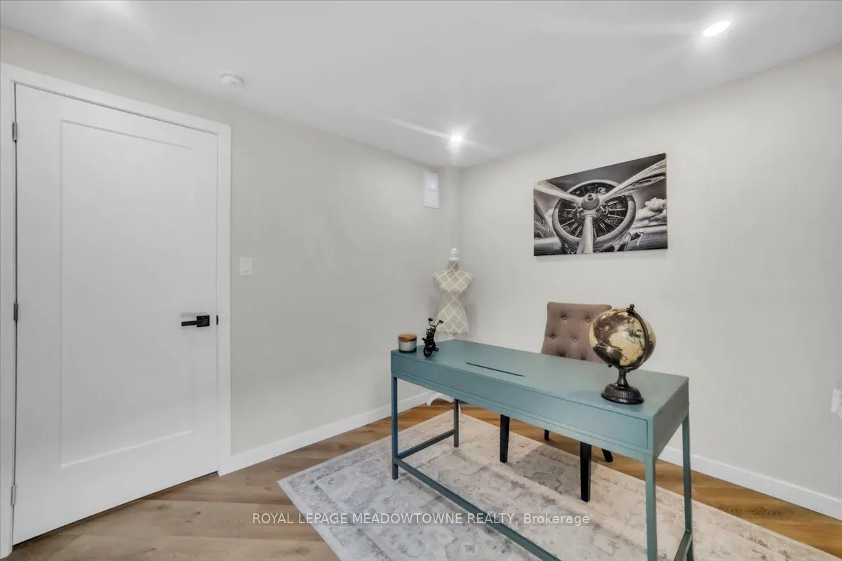 80 Mcanulty Boulevard