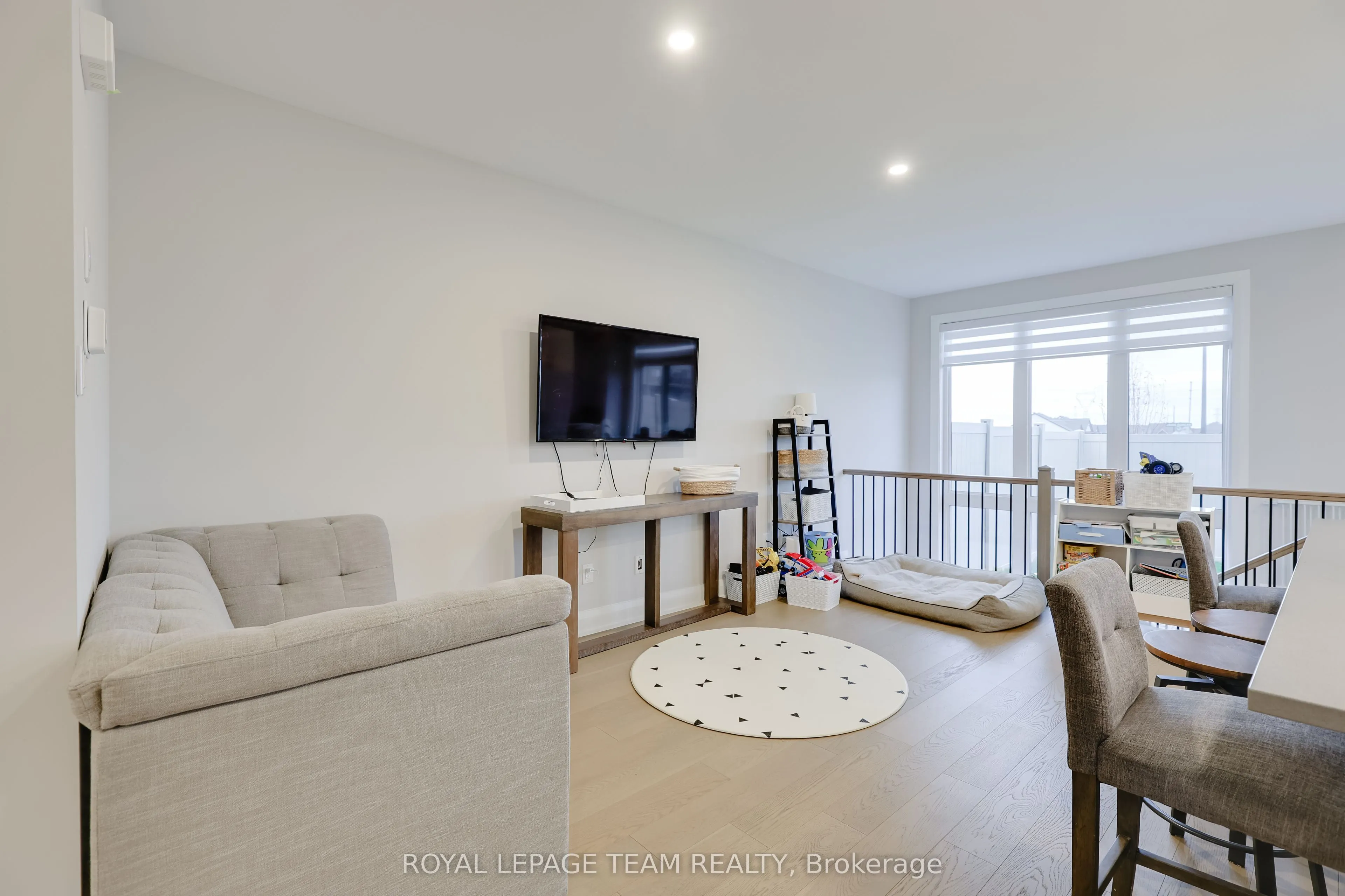 724 Ploughman Place