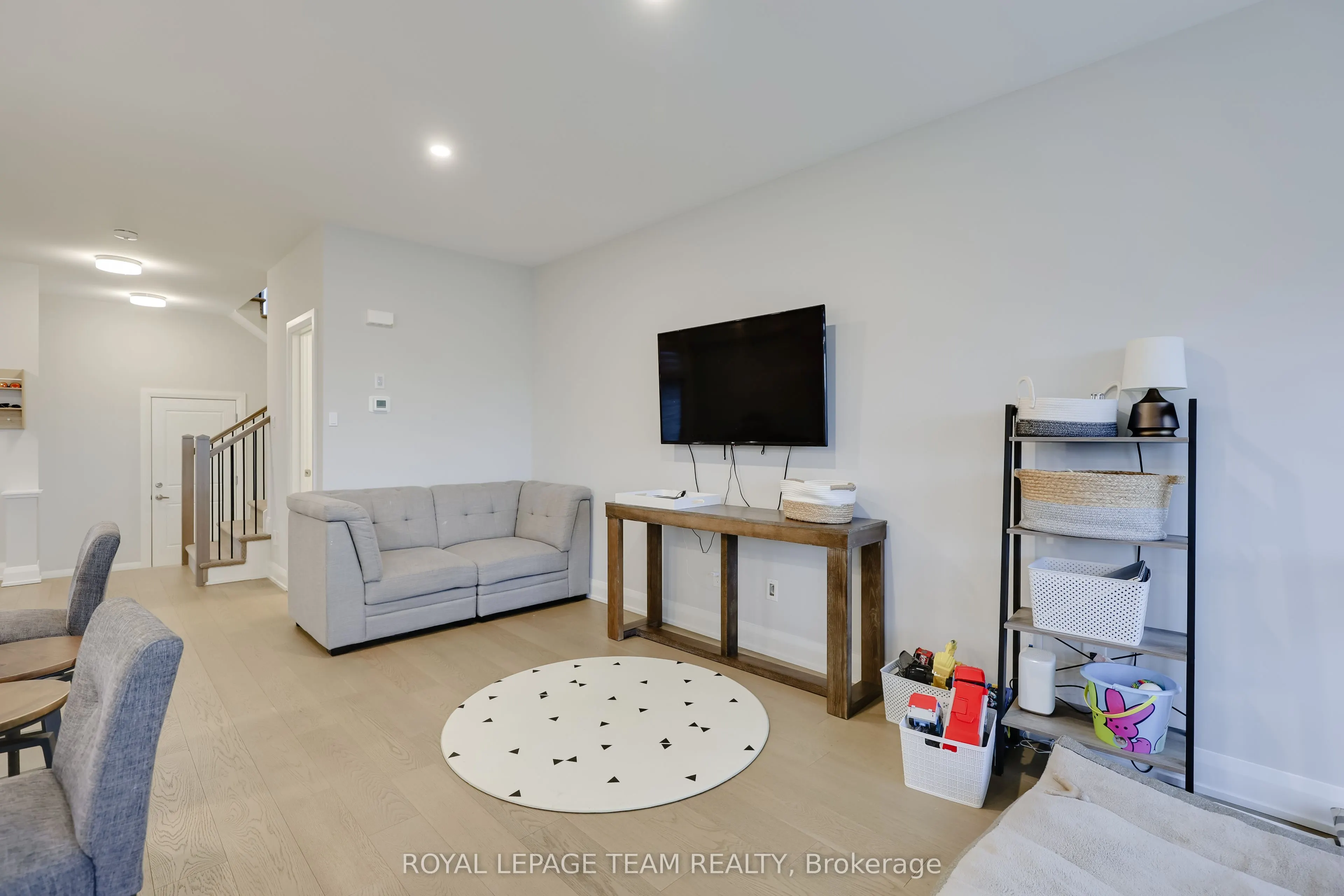 724 Ploughman Place