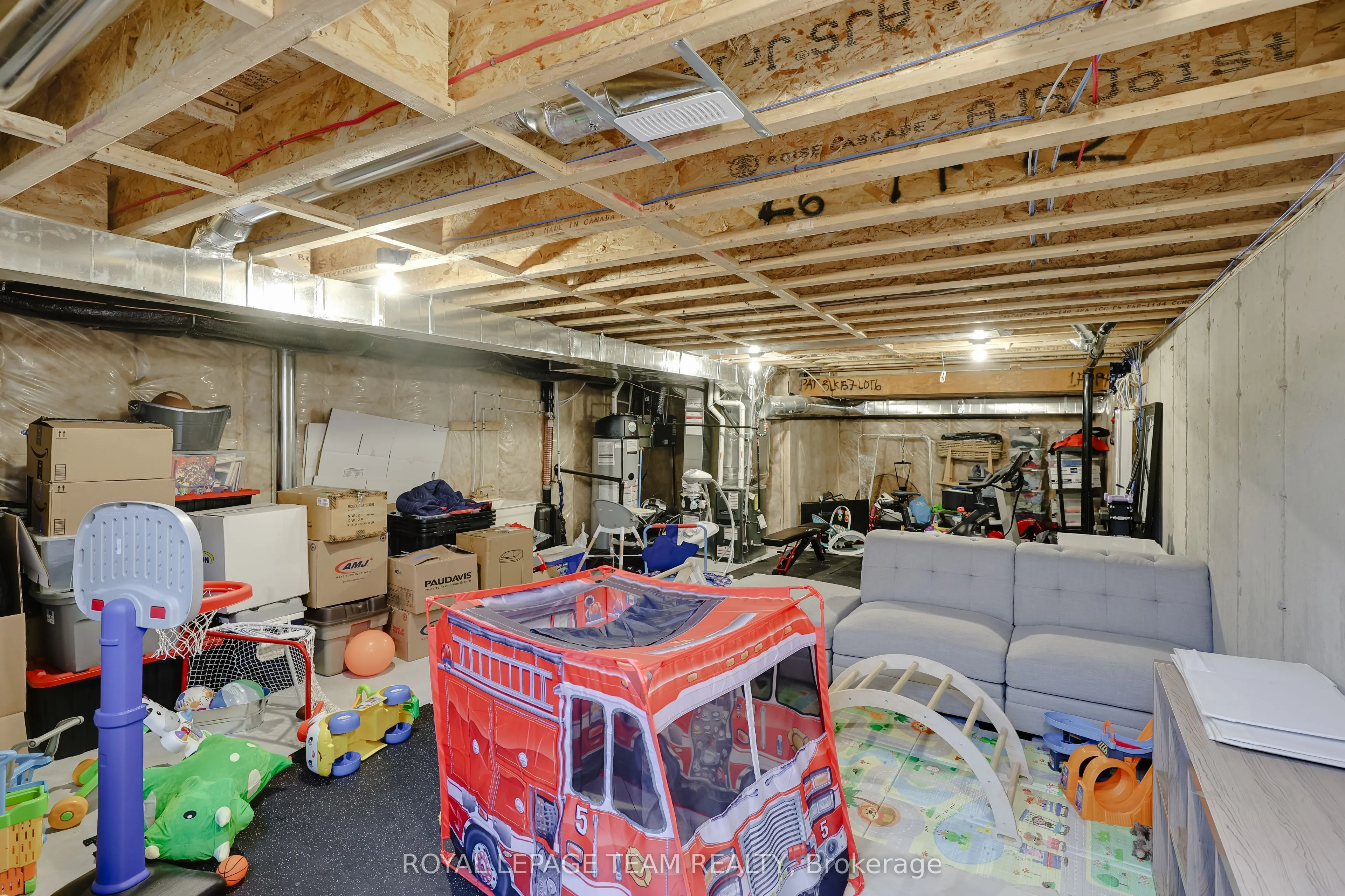 724 Ploughman Place