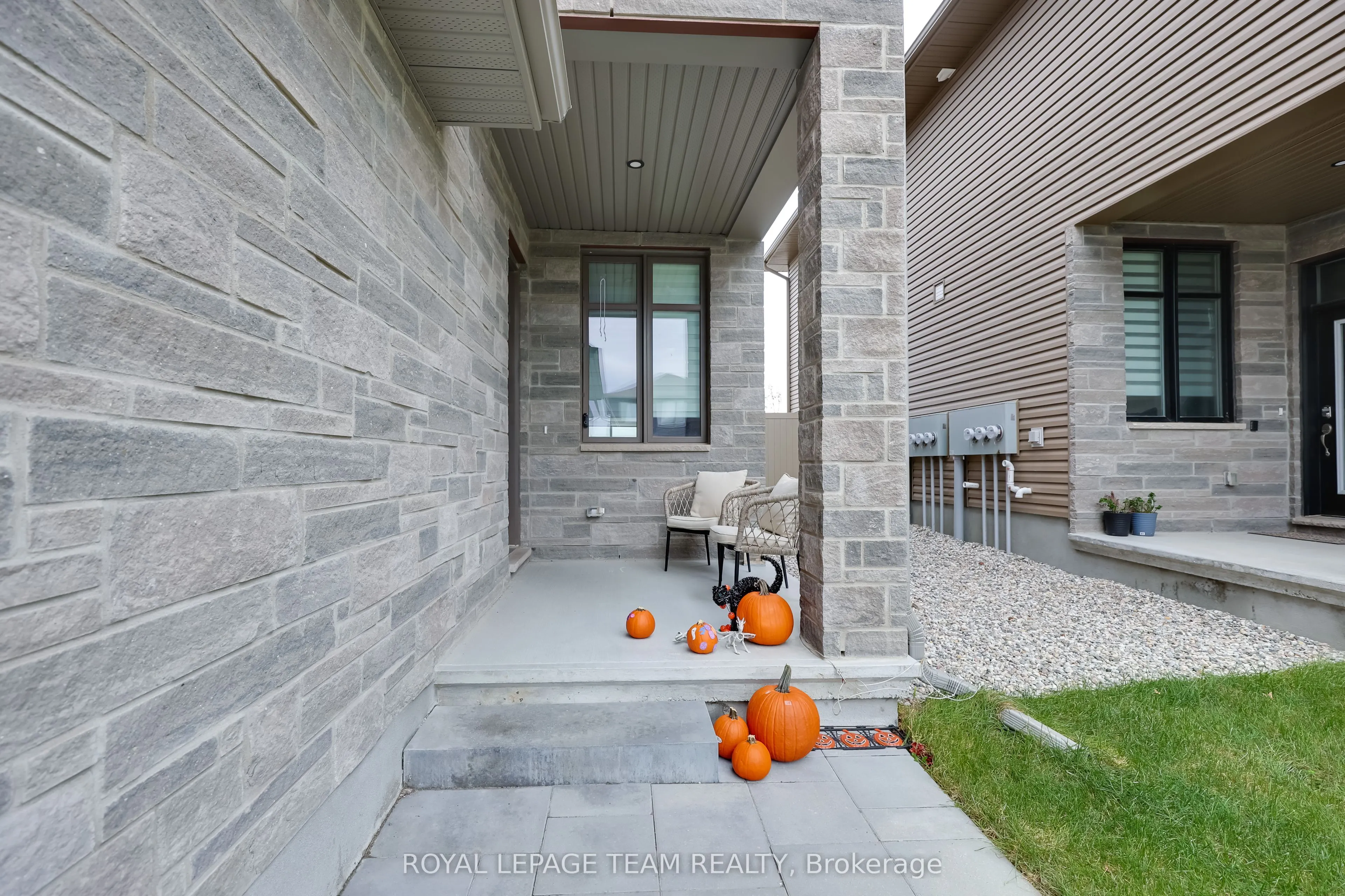 724 Ploughman Place
