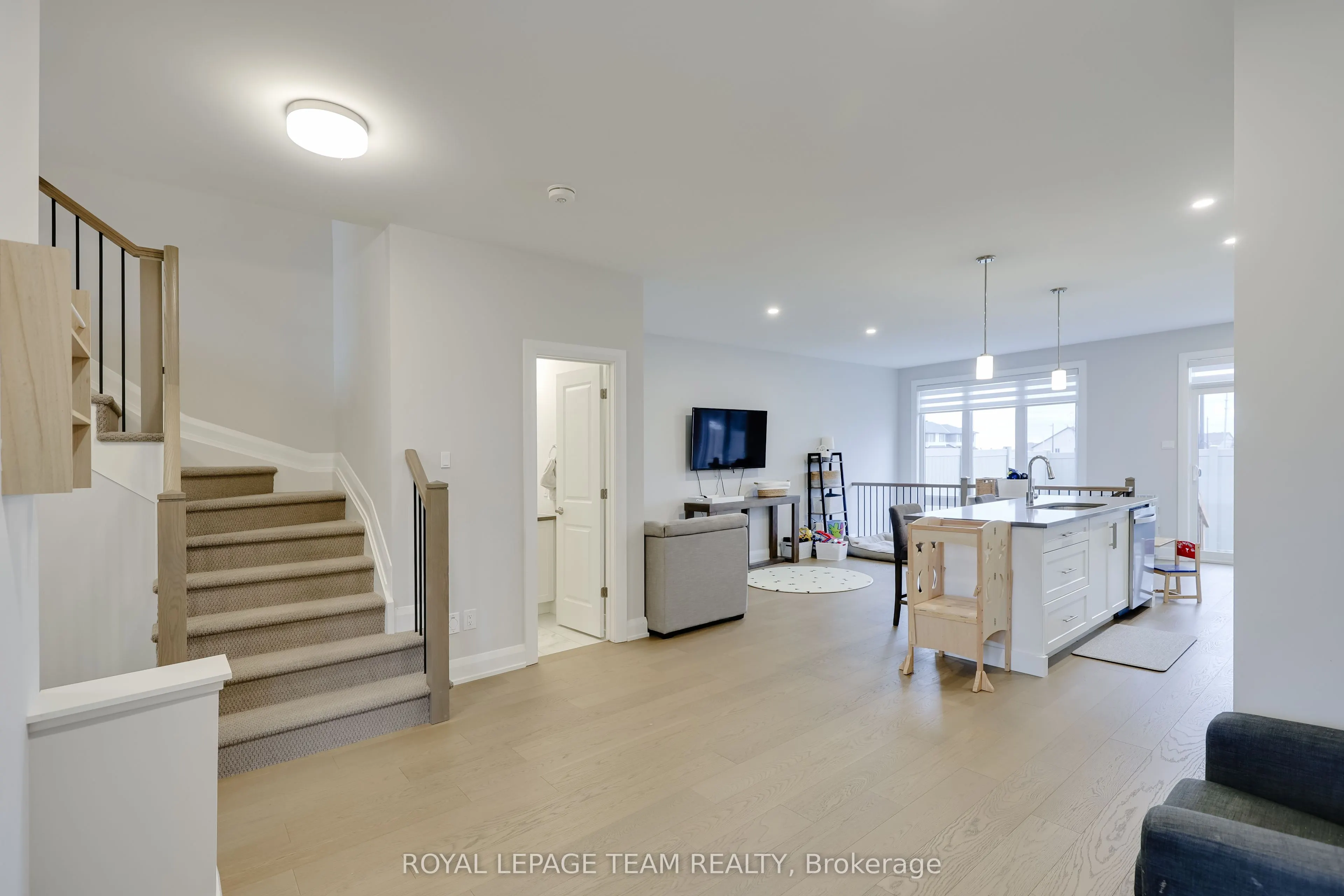 724 Ploughman Place