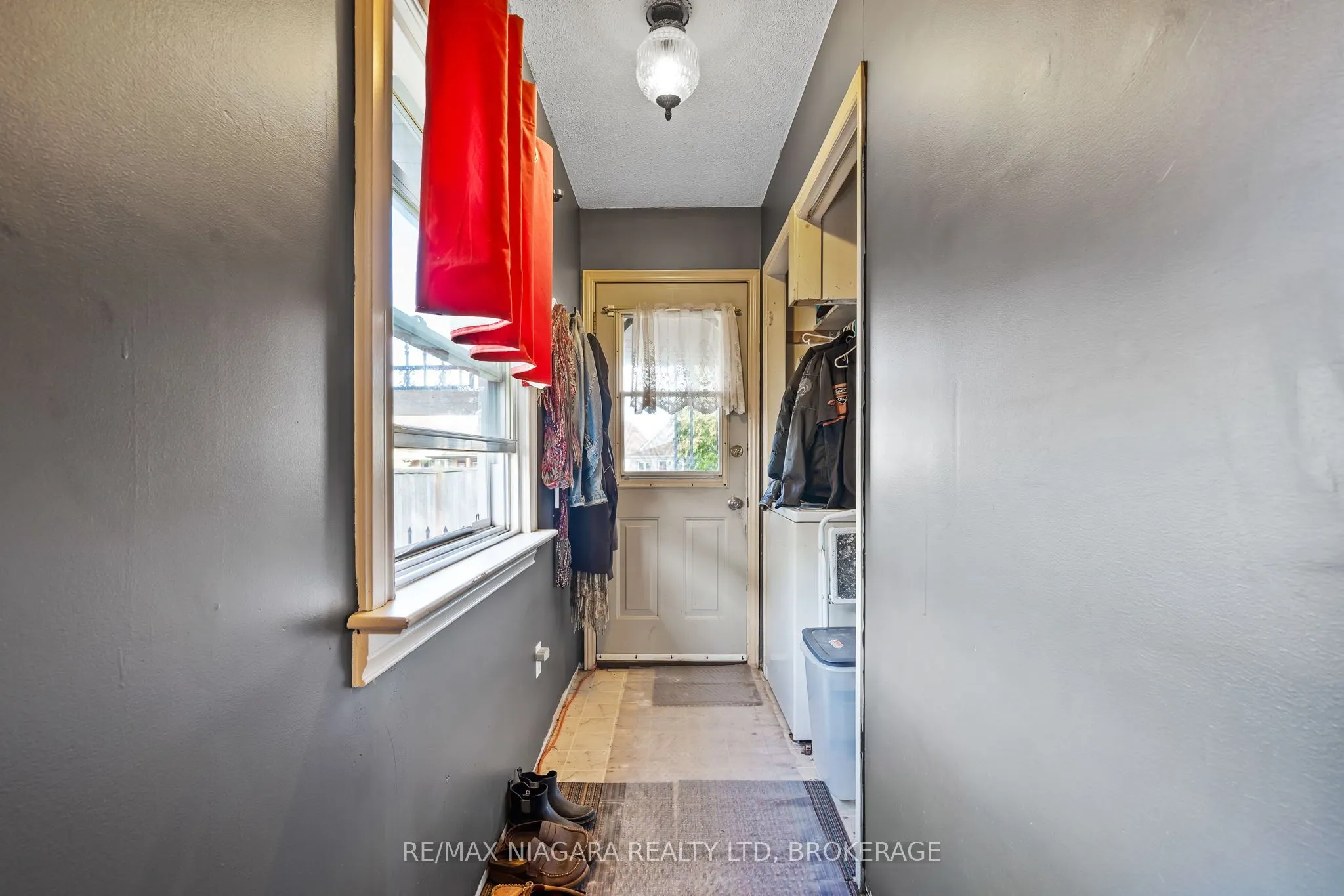 60 Rosedale Avenue