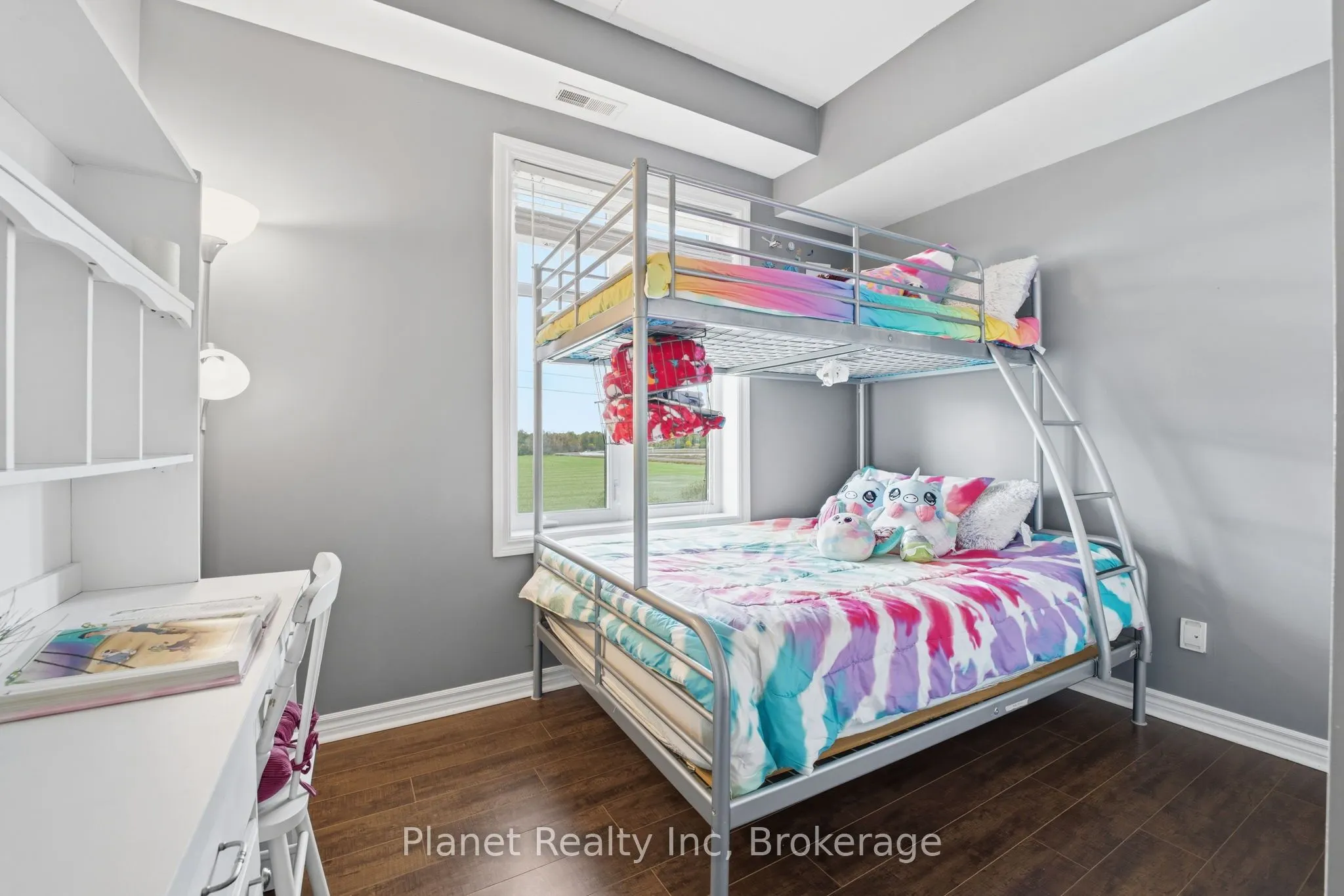 2 Colonial Drive, #204