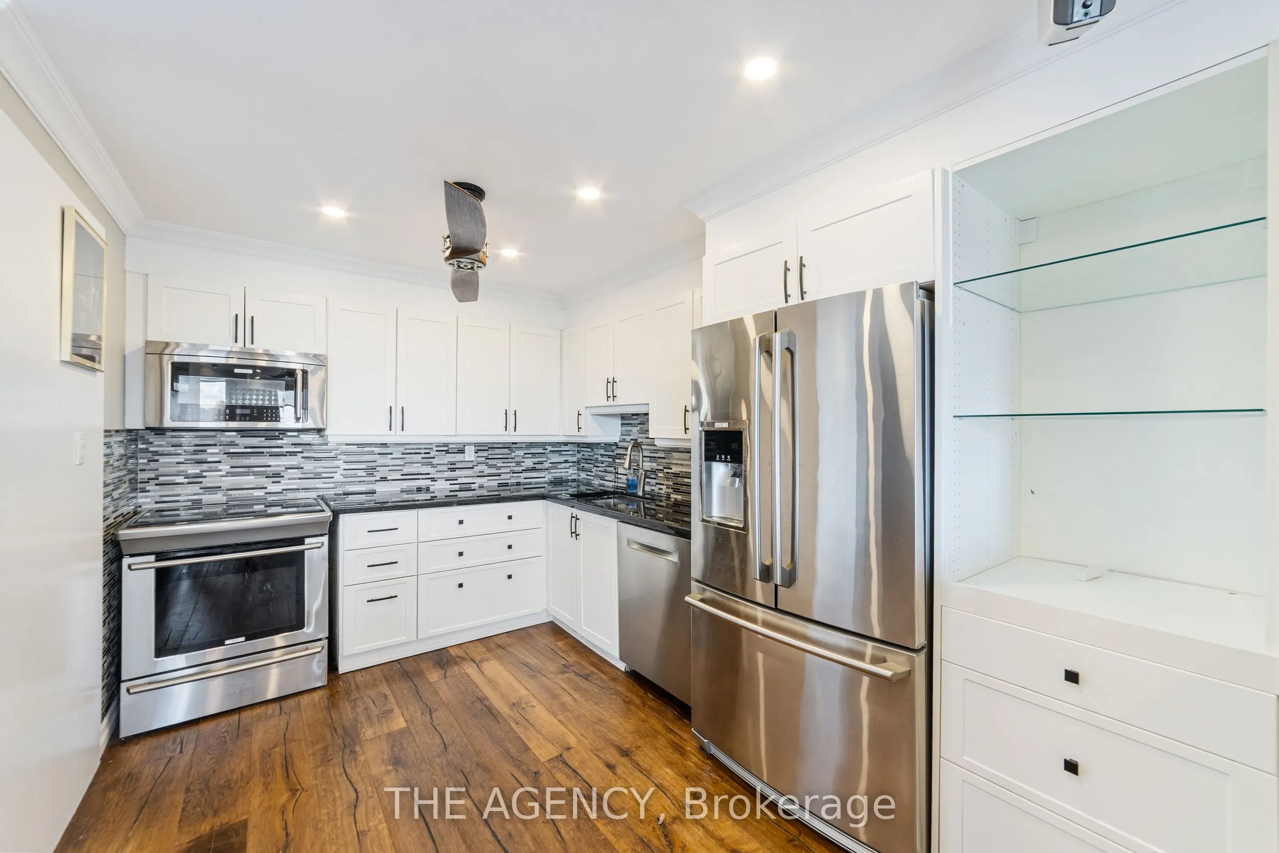 500 Green Road, #1012