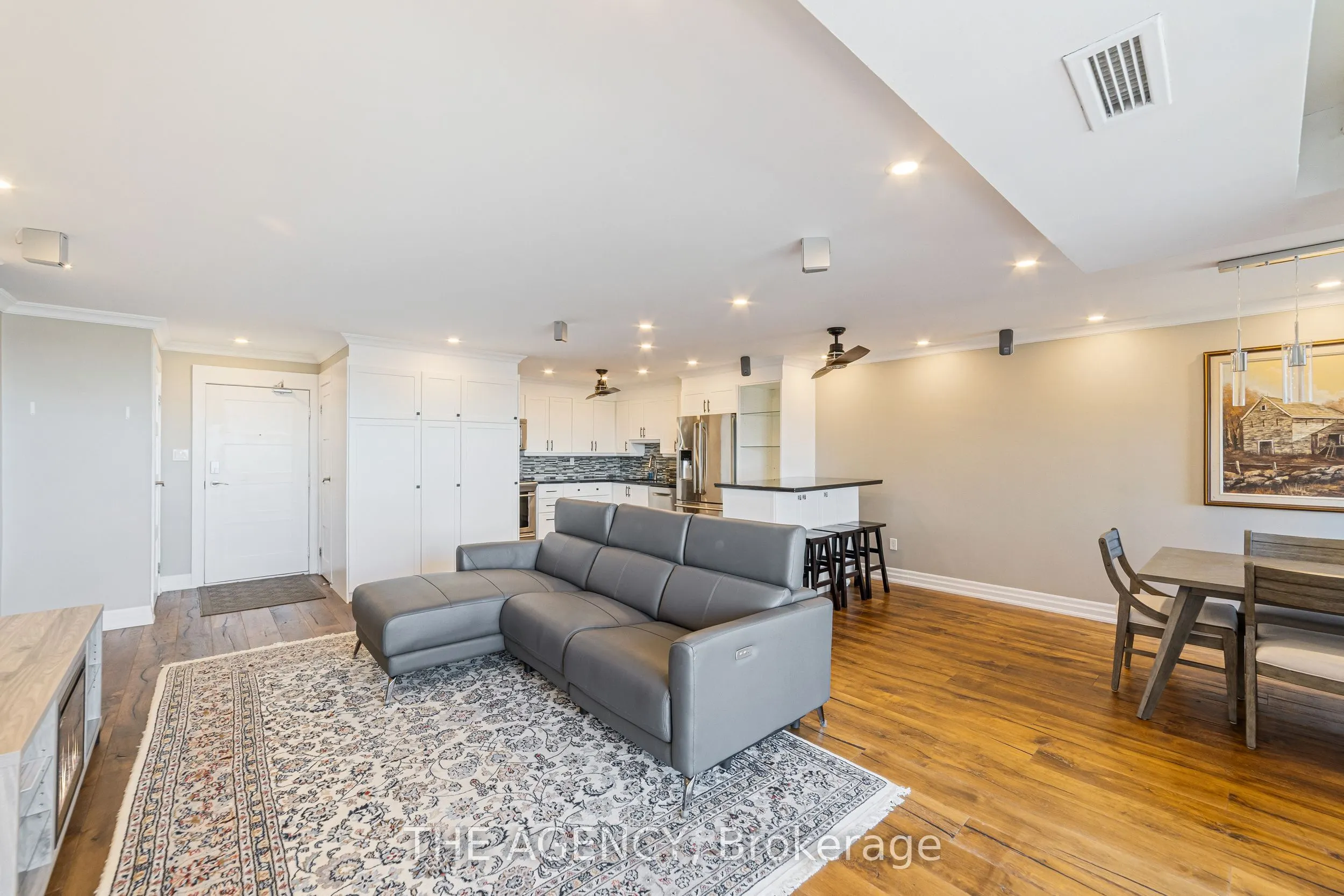 500 Green Road, #1012