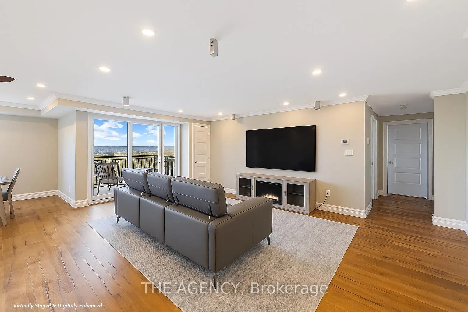 500 Green Road, #1012