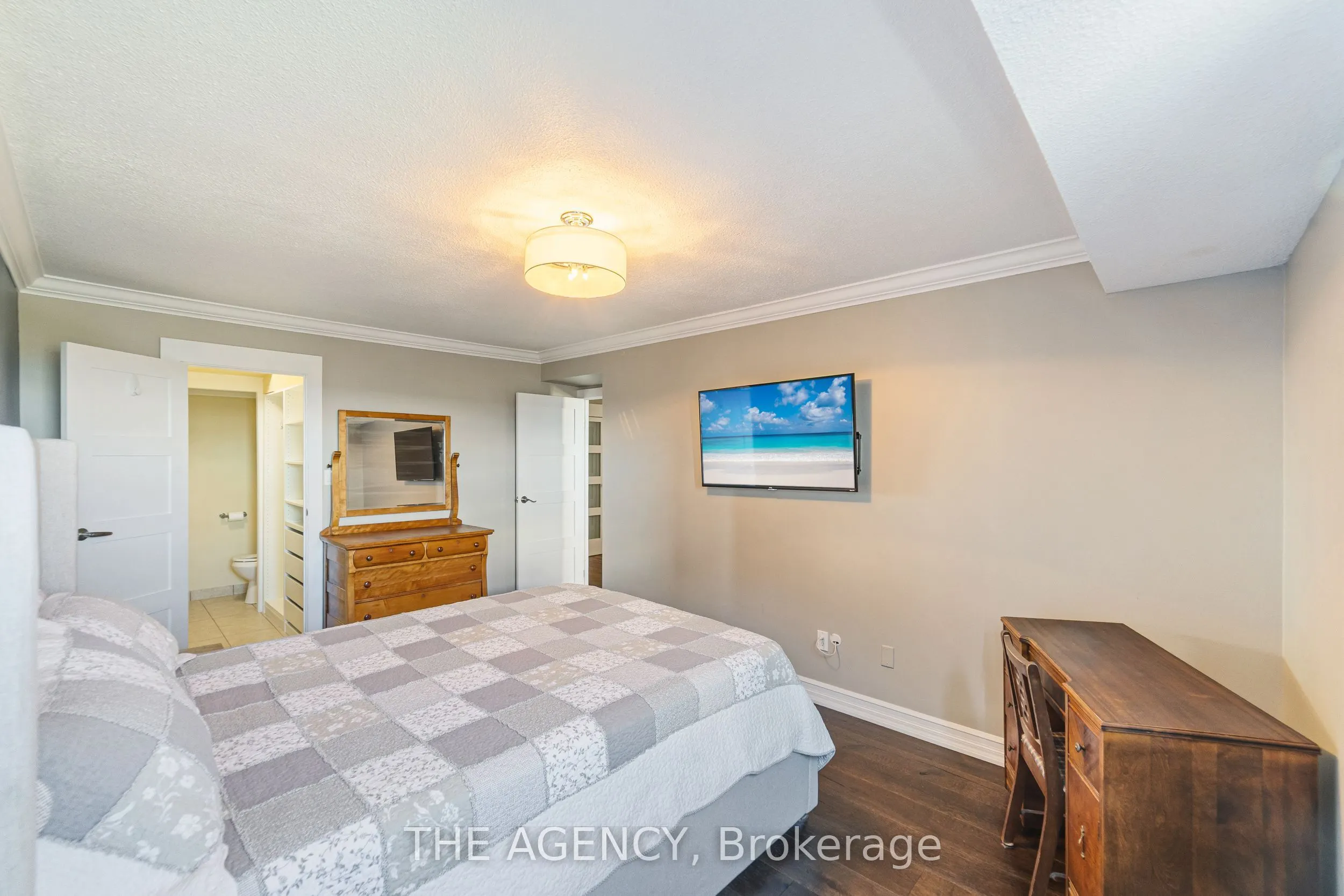500 Green Road, #1012