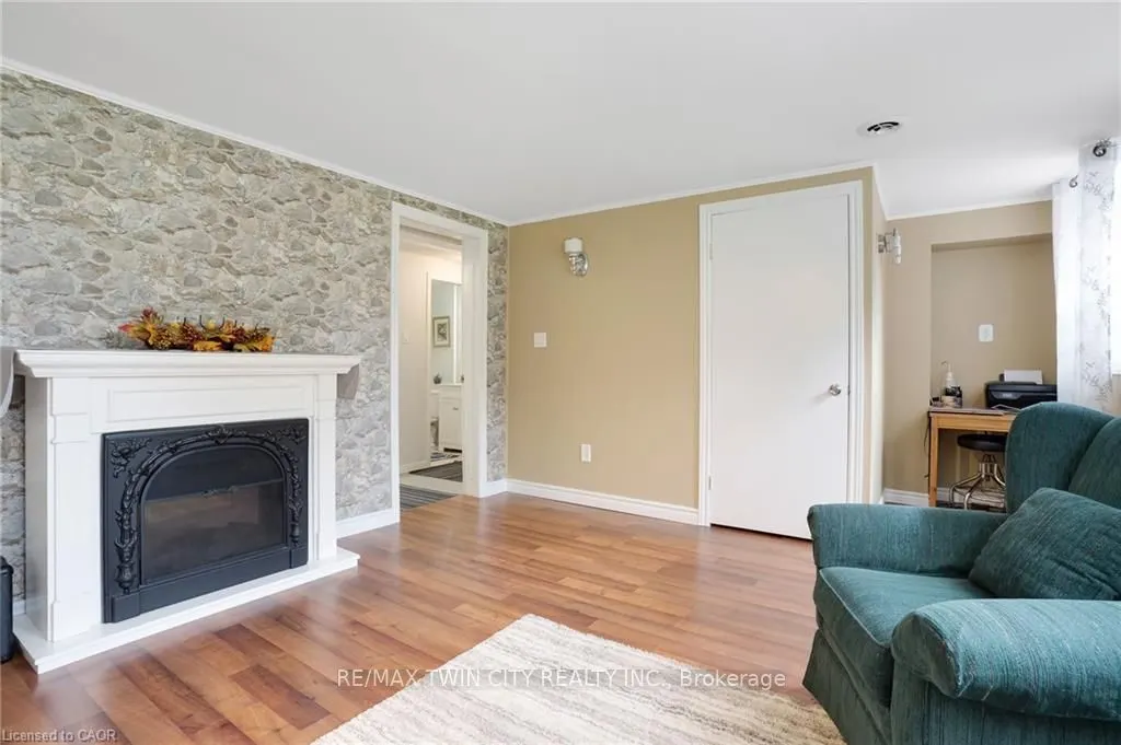7011 Wellington Rd 124 Road