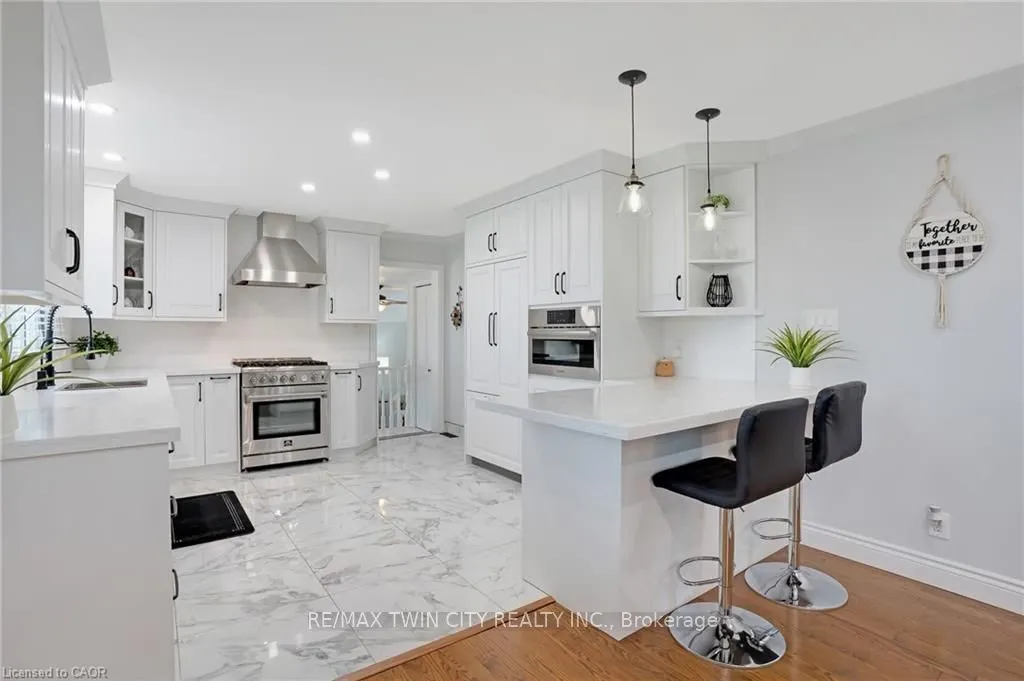7011 Wellington Rd 124 Road