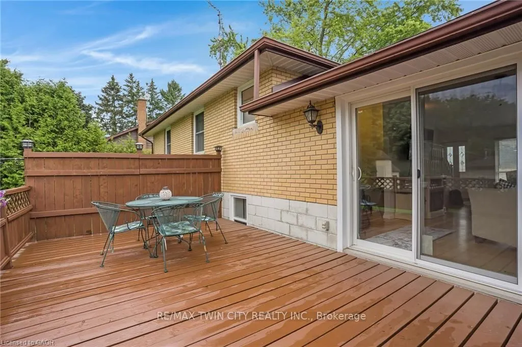 7011 Wellington Rd 124 Road