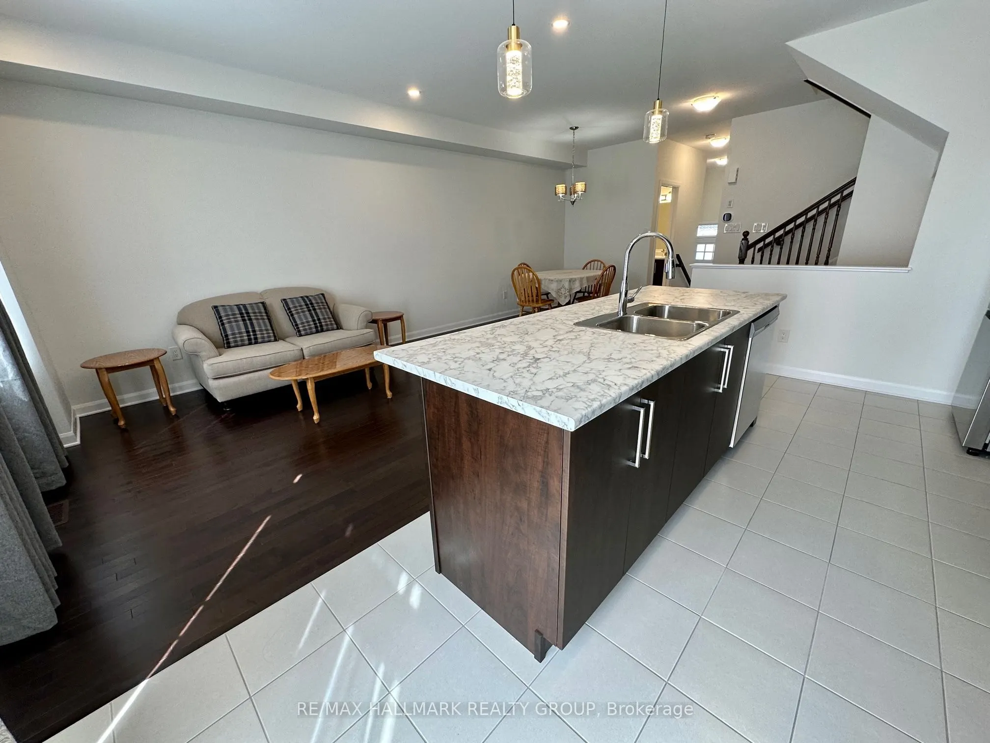 588 LILITH Street