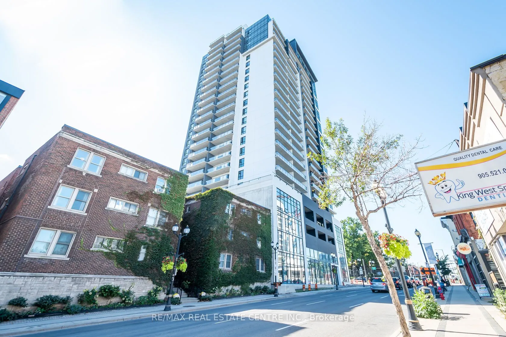 15 Queen Street S, #1503